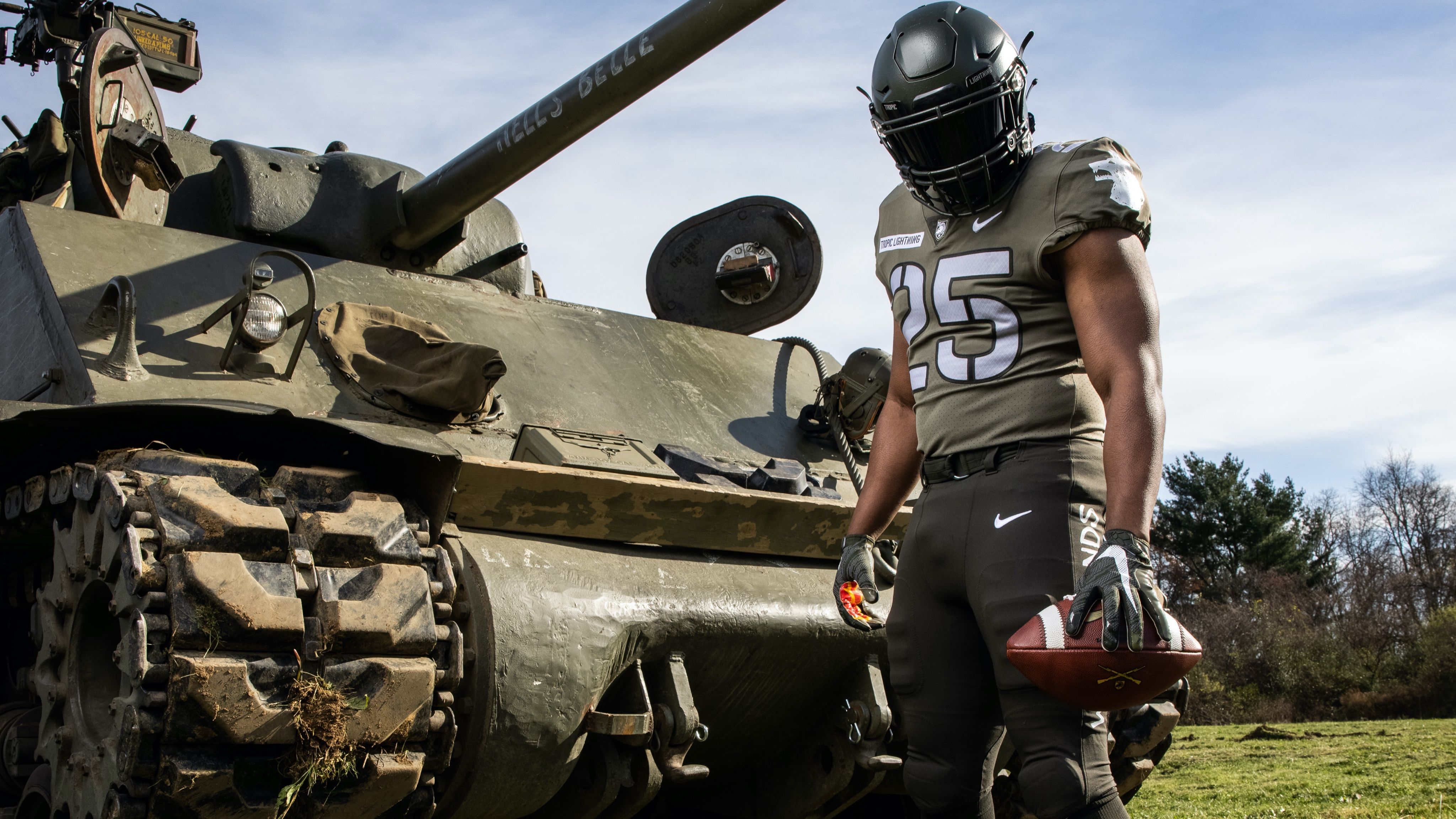 Tropic Lightning': Army To Honor 25th Infantry With 2020 Army Navy Game Uniforms
