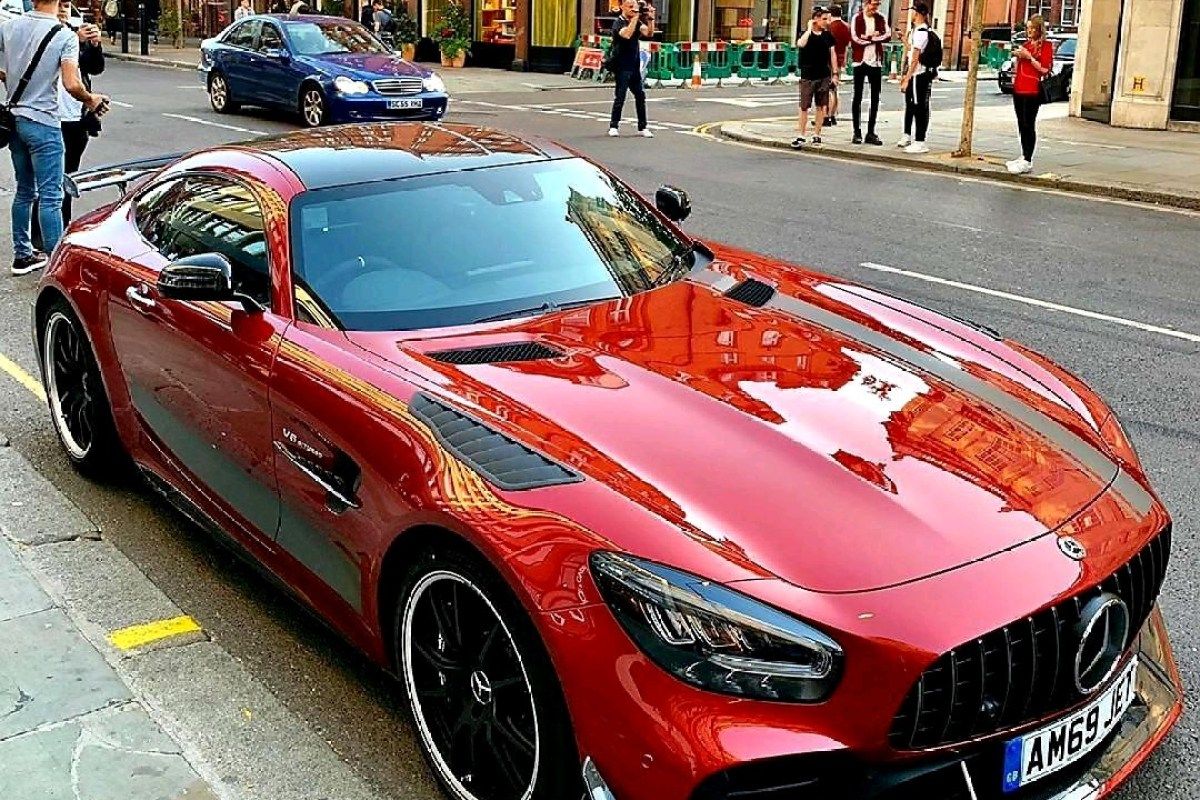 Mercedes AMG GT R Pro (2020 Model) 4.0L V8 Biturbo 585hp 0 100 Km H In 3.6 Sec