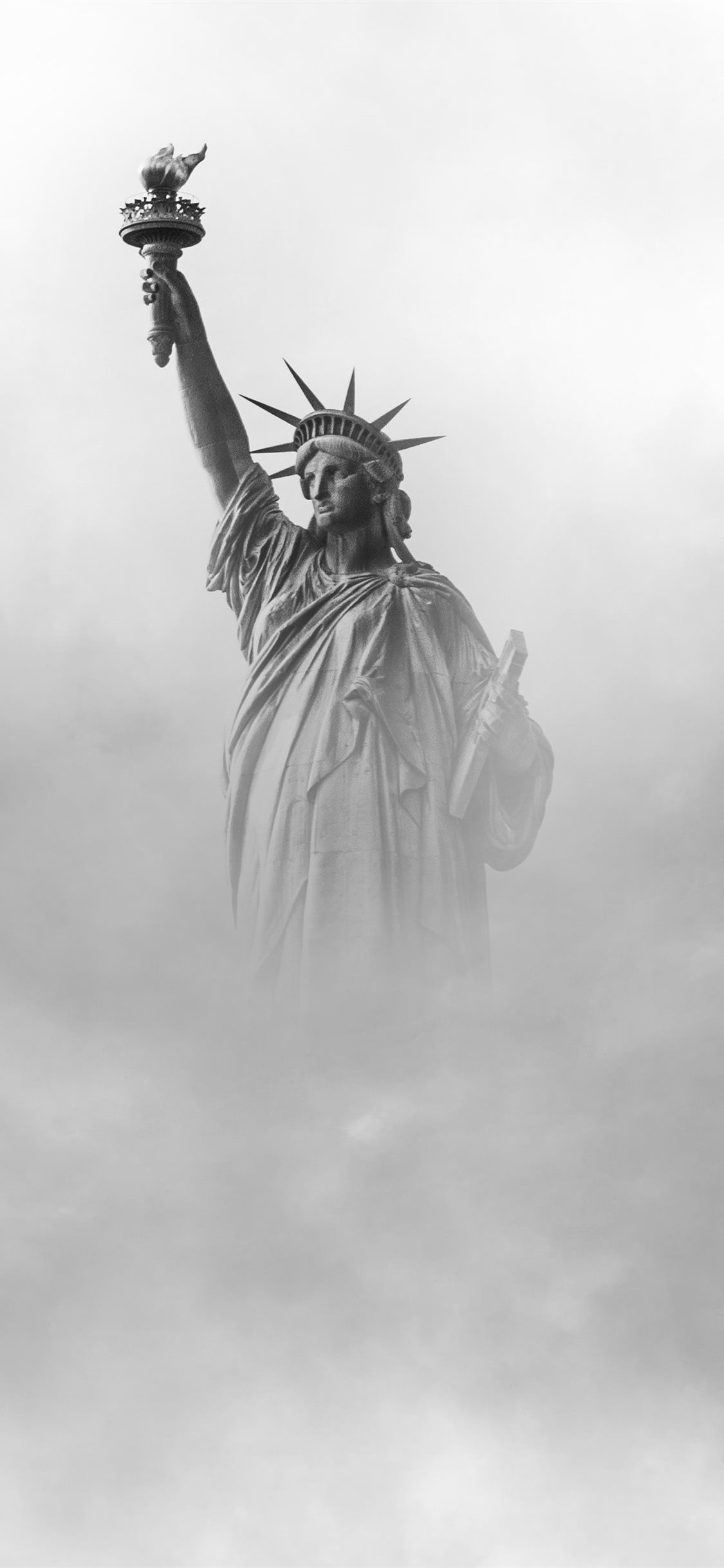 Statue Of Liberty New York #black And White #New York #city #statue Of. Fondos De Pantalla De Invierno, Fondo De Pantalla Iphone Verano, Fotografía Paisaje Urbano