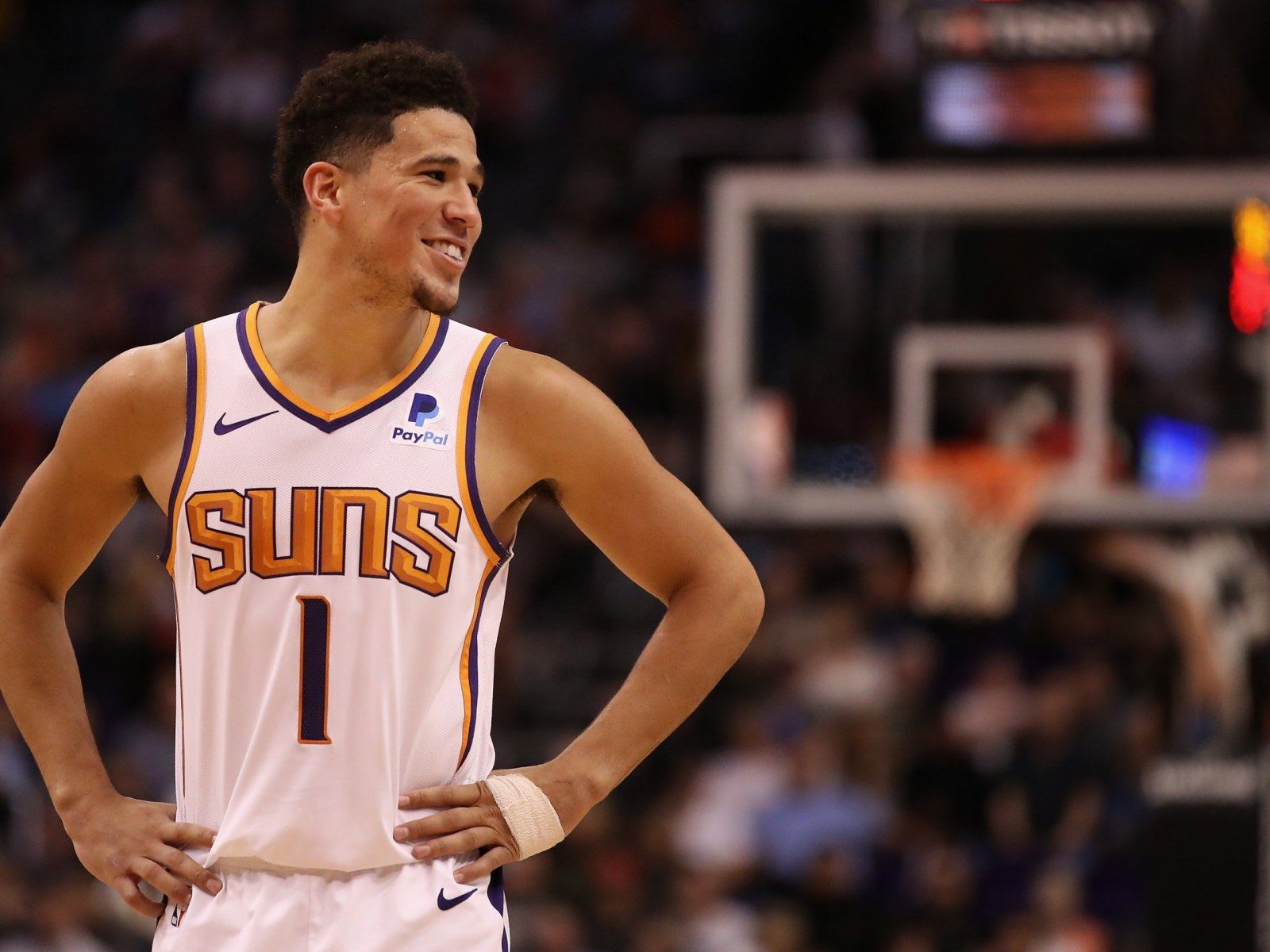 Devin Booker Makes NBA History With 59 Points in Loss Vs. Utah Jazz