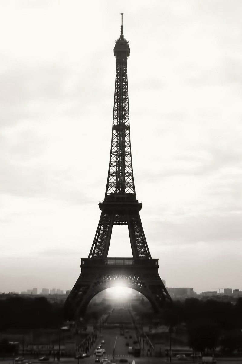 Download Wallpaper 800x1200 Eiffel Tower, Paris, France, Black White, Point Of Interest Iphone 4s 4 For Parallax HD Background