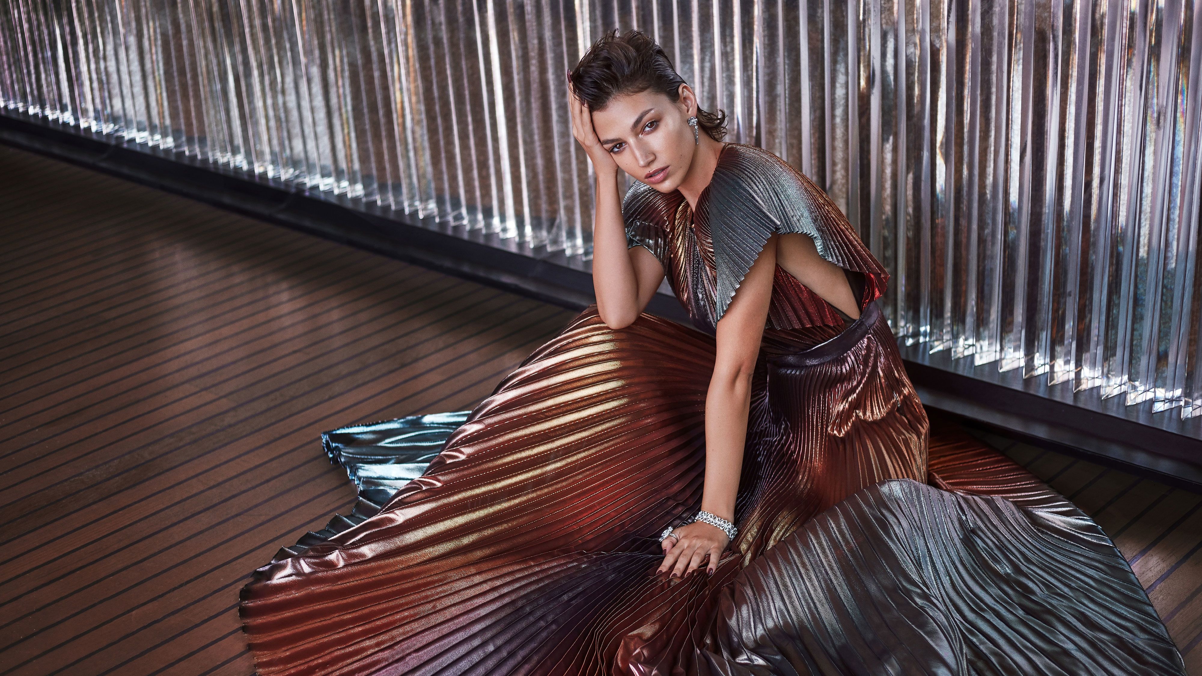 Ursula Corbero Background