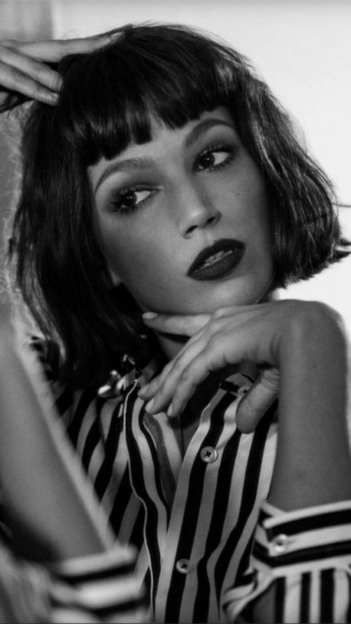 Ursula Corbero pelo corto, Fotografía de modelaje, Retratos