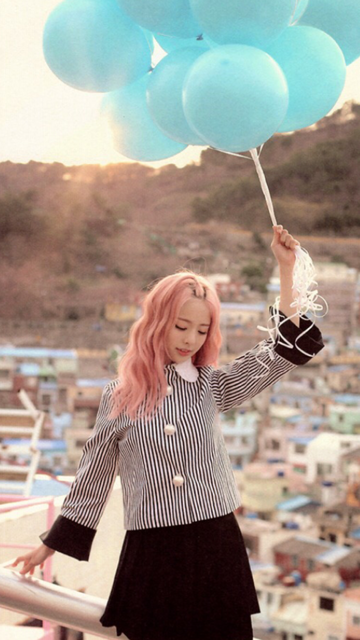 simple kpop girl group lockscreens