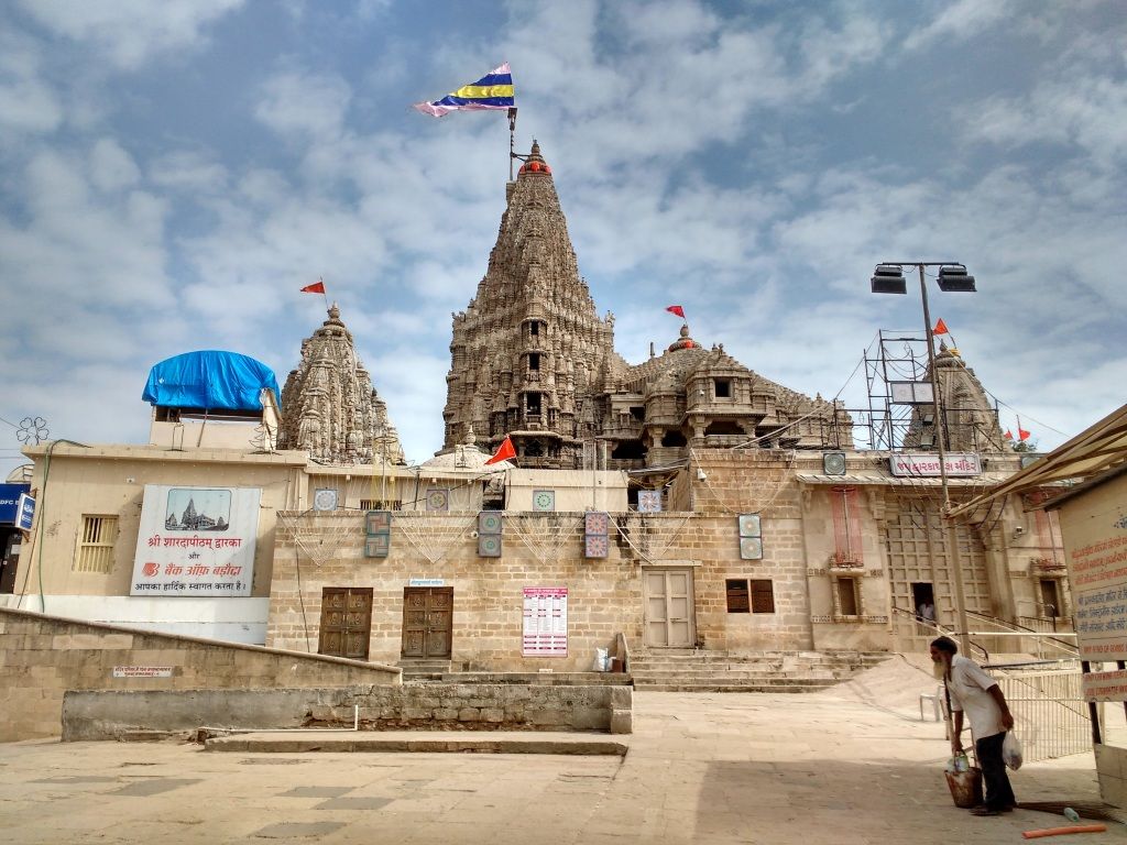 Visitors guide of Dwarkadhish temple, Gujarat | Travel Blog