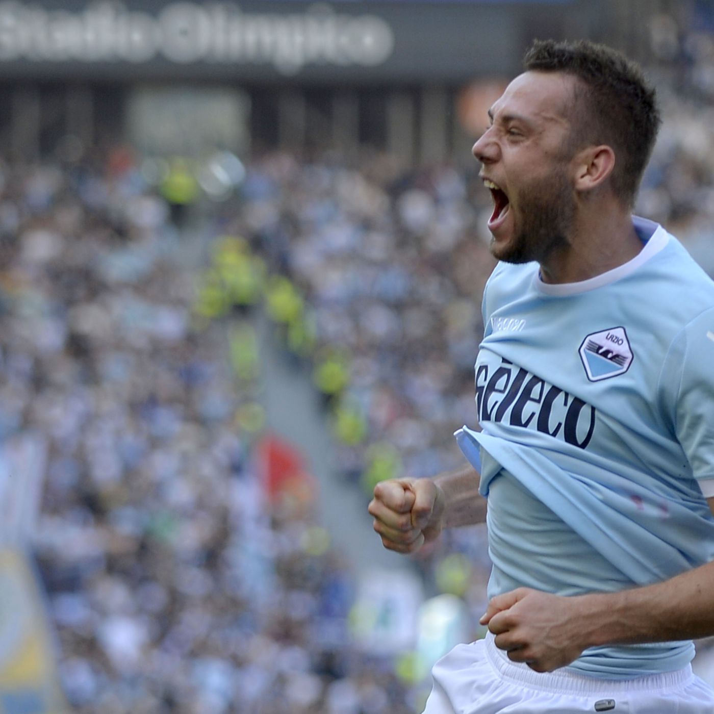 Do you start Stefan De Vrij against Inter Milan? of Madonnina