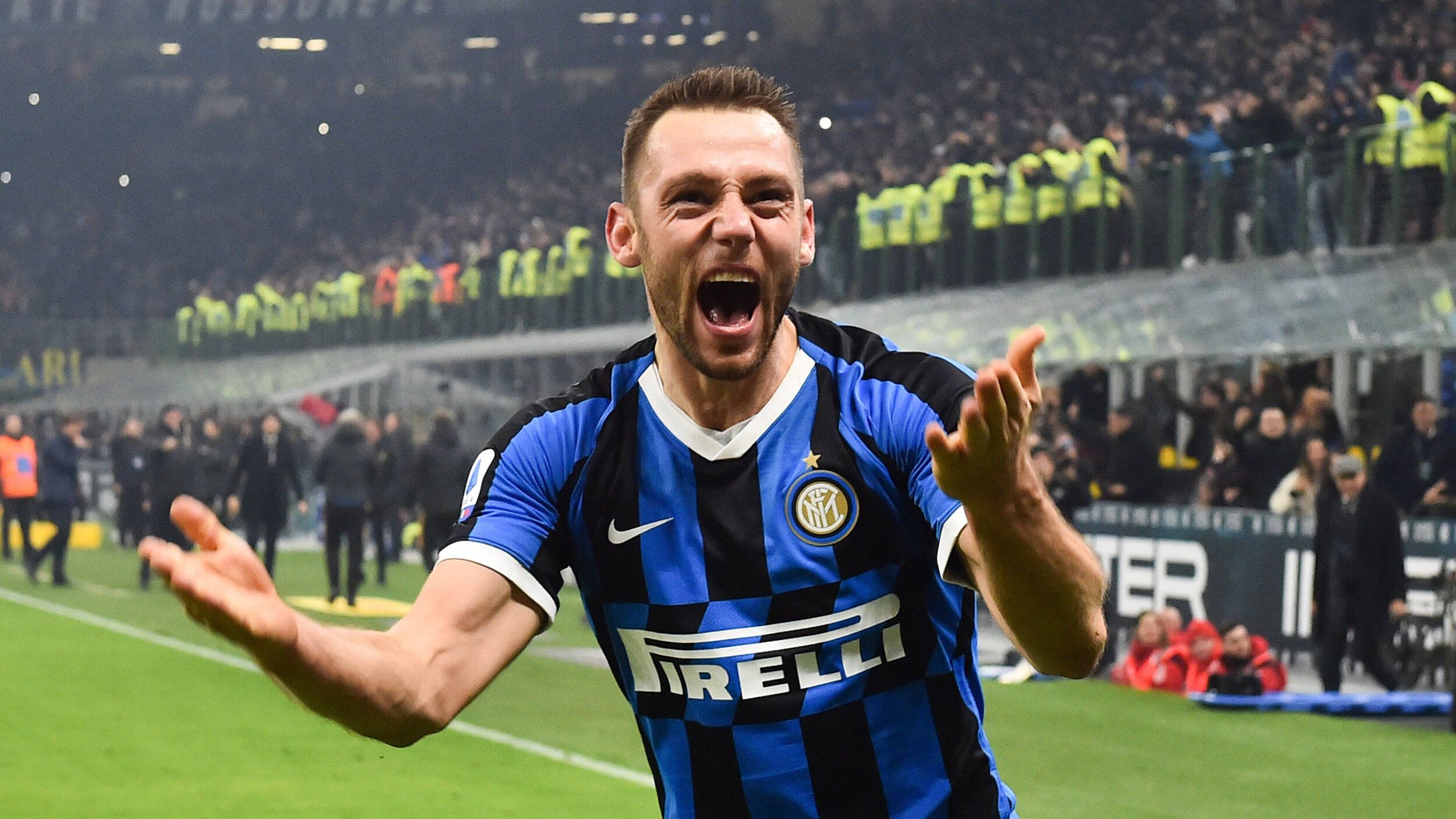 De Vrij: Sunday was first time that I played against Ibra: we didn't speak, not even a word