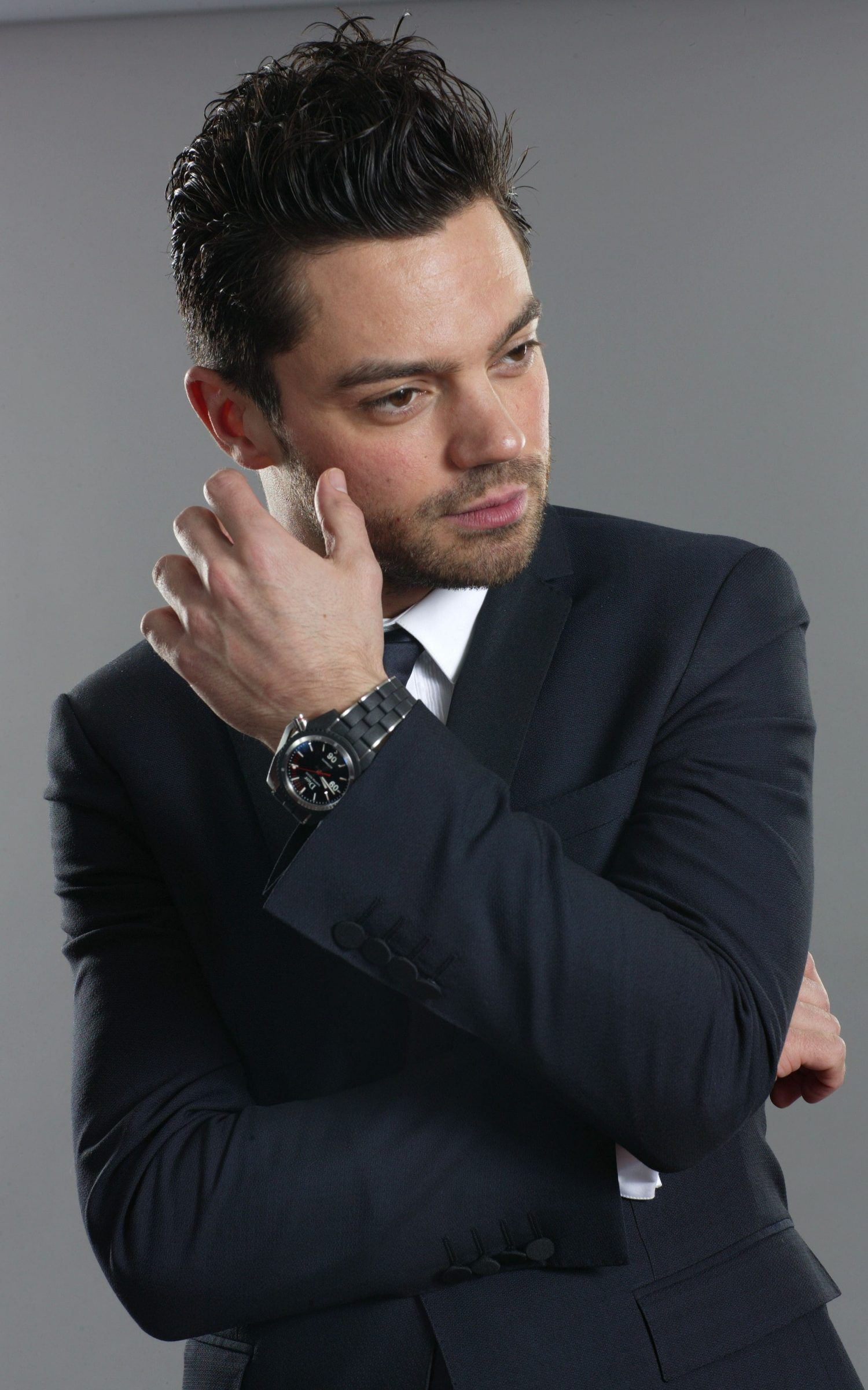 Dominic Cooper HD Wallpaperwallpaper.net