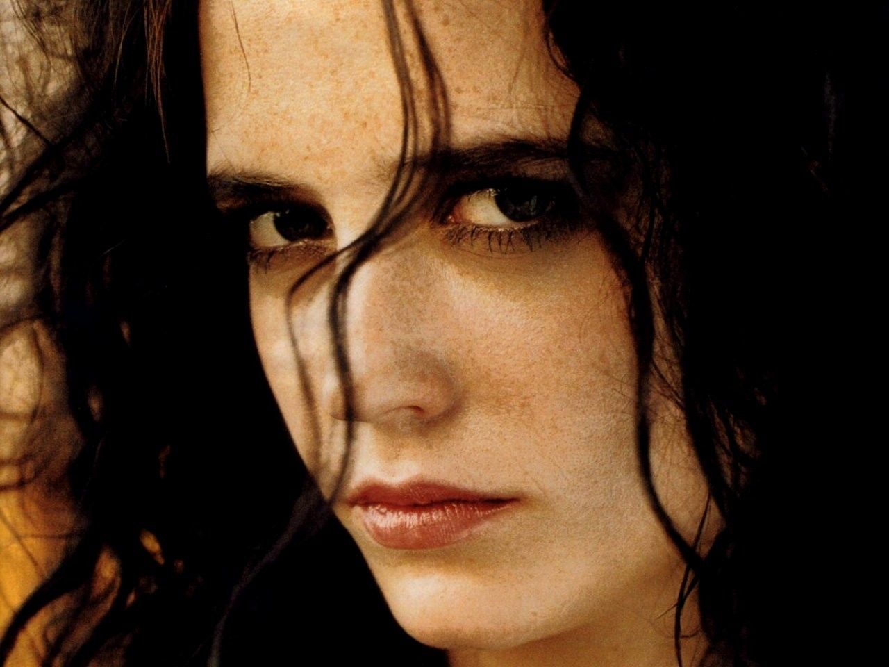 brunettes women actress eva green hollywood faces 1280x960 wallpaper High Quality Wallpaper, High Definition Wallpaper