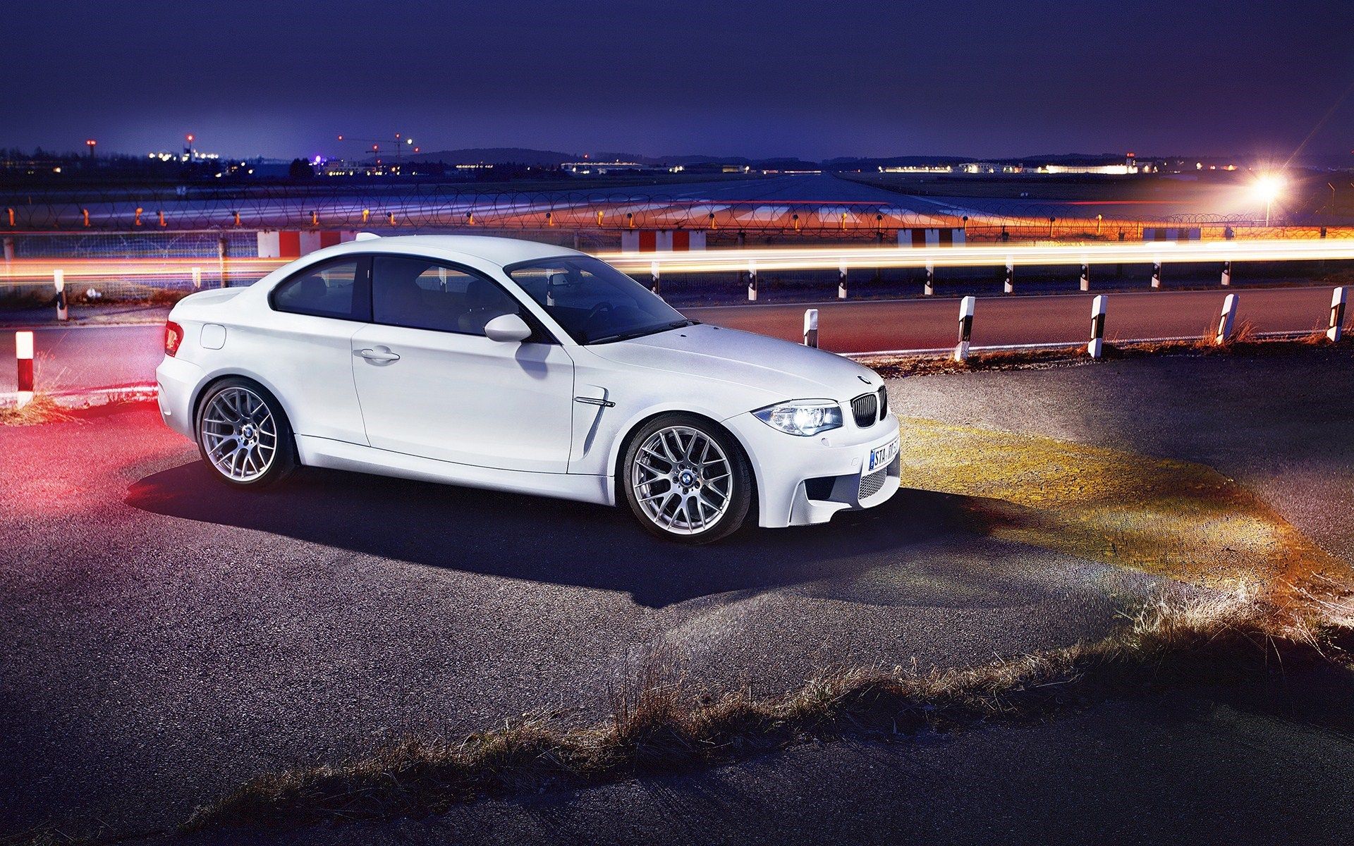 White BMW 1M