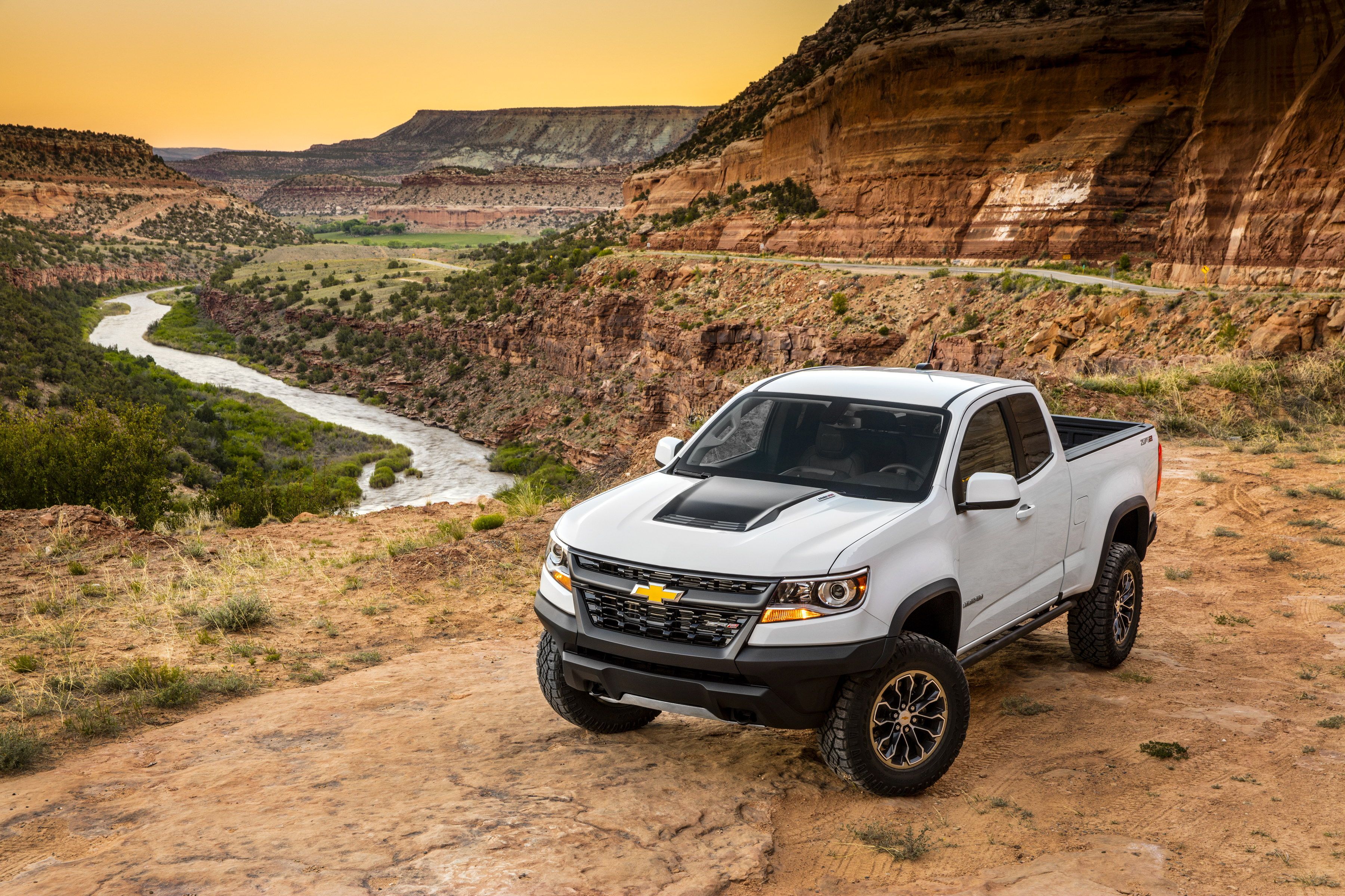 Pick up definition. Шевроле Колорадо zr2. Chevrolet Colorado zr2 2020. Chevrolet Colorado zr2 2017. Шевроле Колорадо zr2 2018.