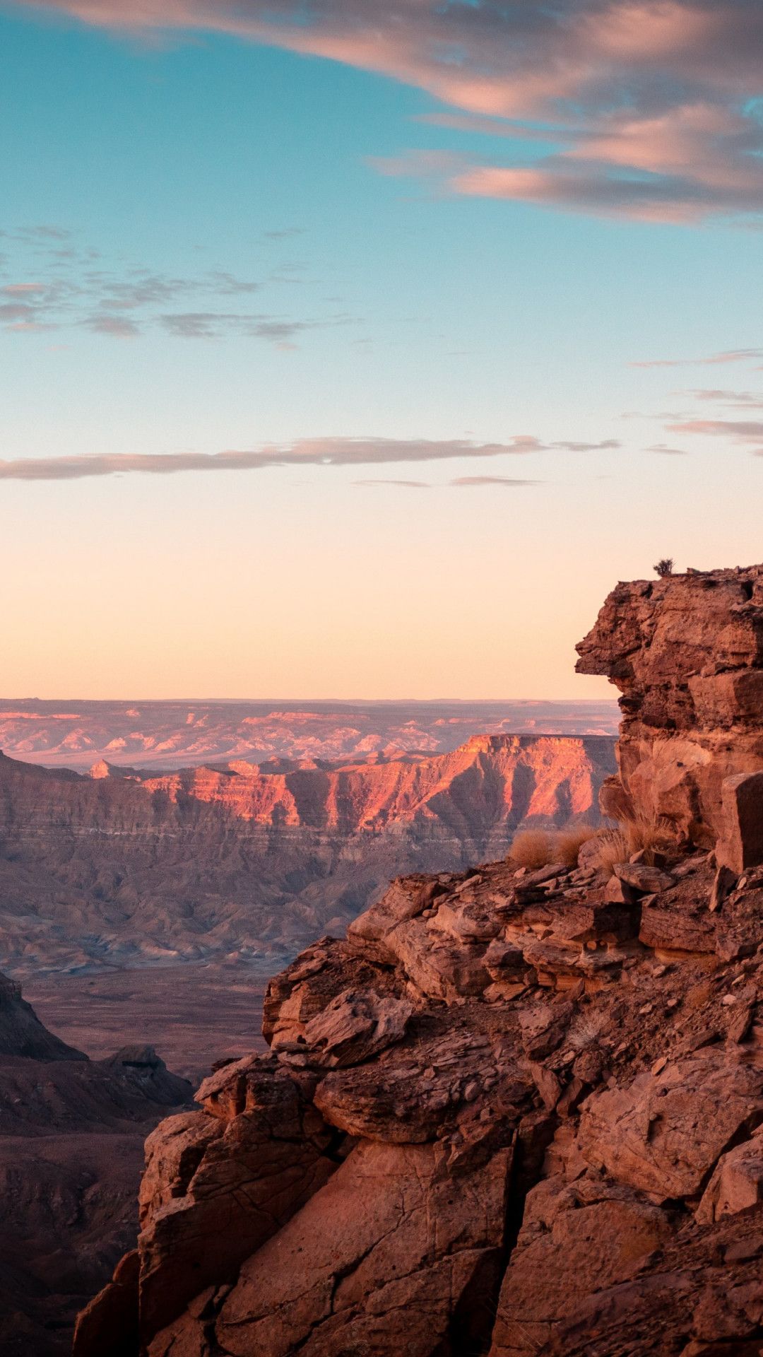 Download wallpaper: Canyon, sunset, desert, landscape, Bullfrog, USA 1080x1920