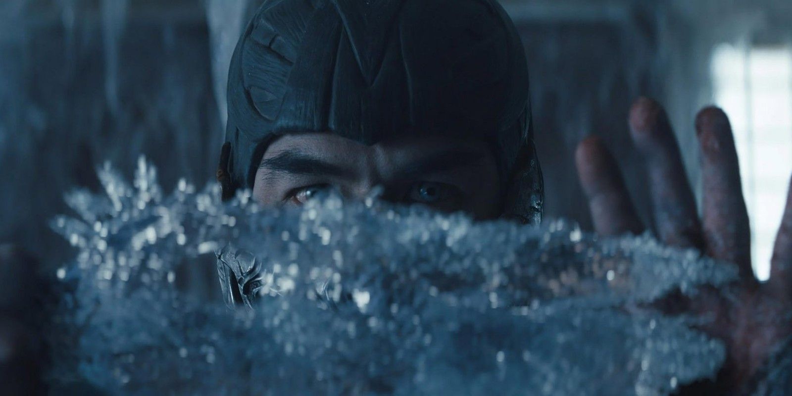 Mortal Kombat Movie Image: First Look At Sub Zero, Liu Kang & Others