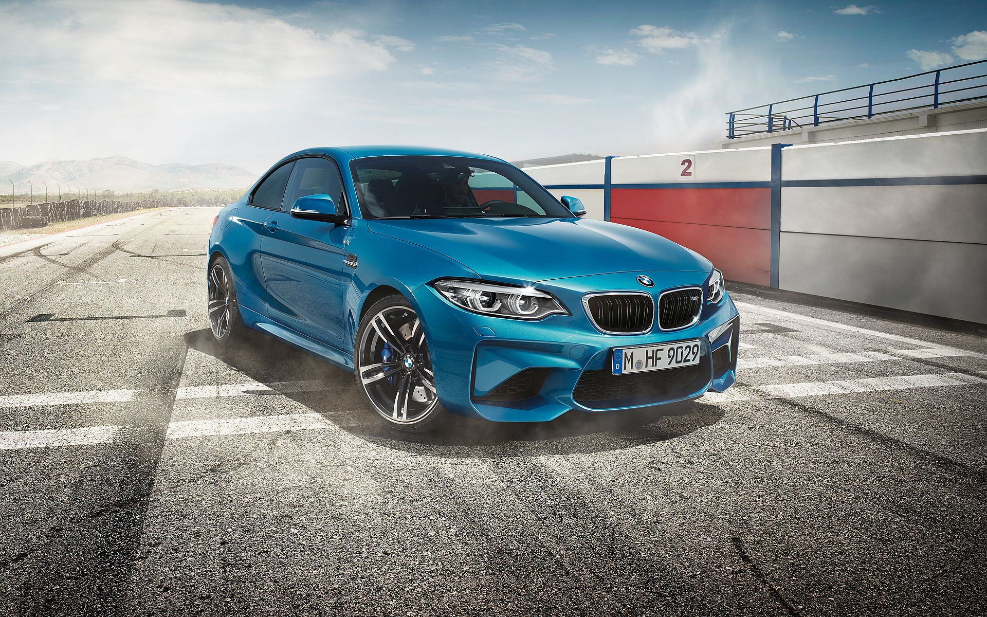 Бмв м2. BMW m2 2010. BMW m2 LCI. BMW m2 2017. BMW e95 m2.