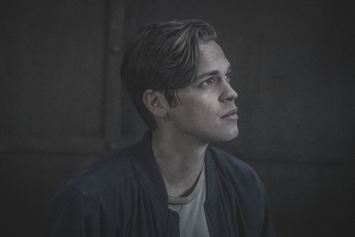 Things You Never Knew About 'Supernatural'—Straight from Alexander Calvert. Alexander calvert, Supernatural seasons, Supernatural facts