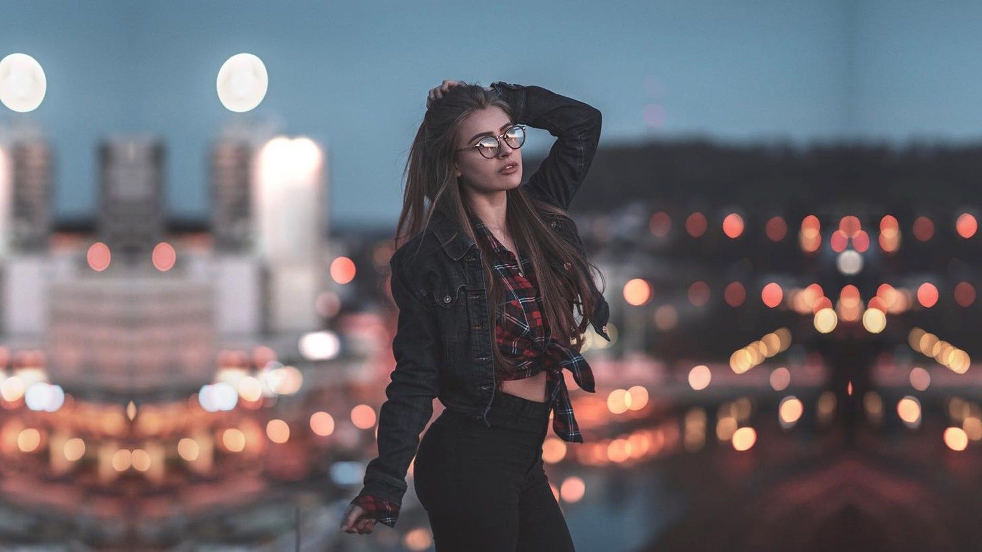 Anna Von Klinski [1920 x 1080]