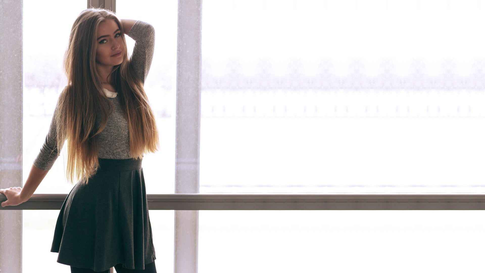 Anna Von Klinski [1920 x 1080]