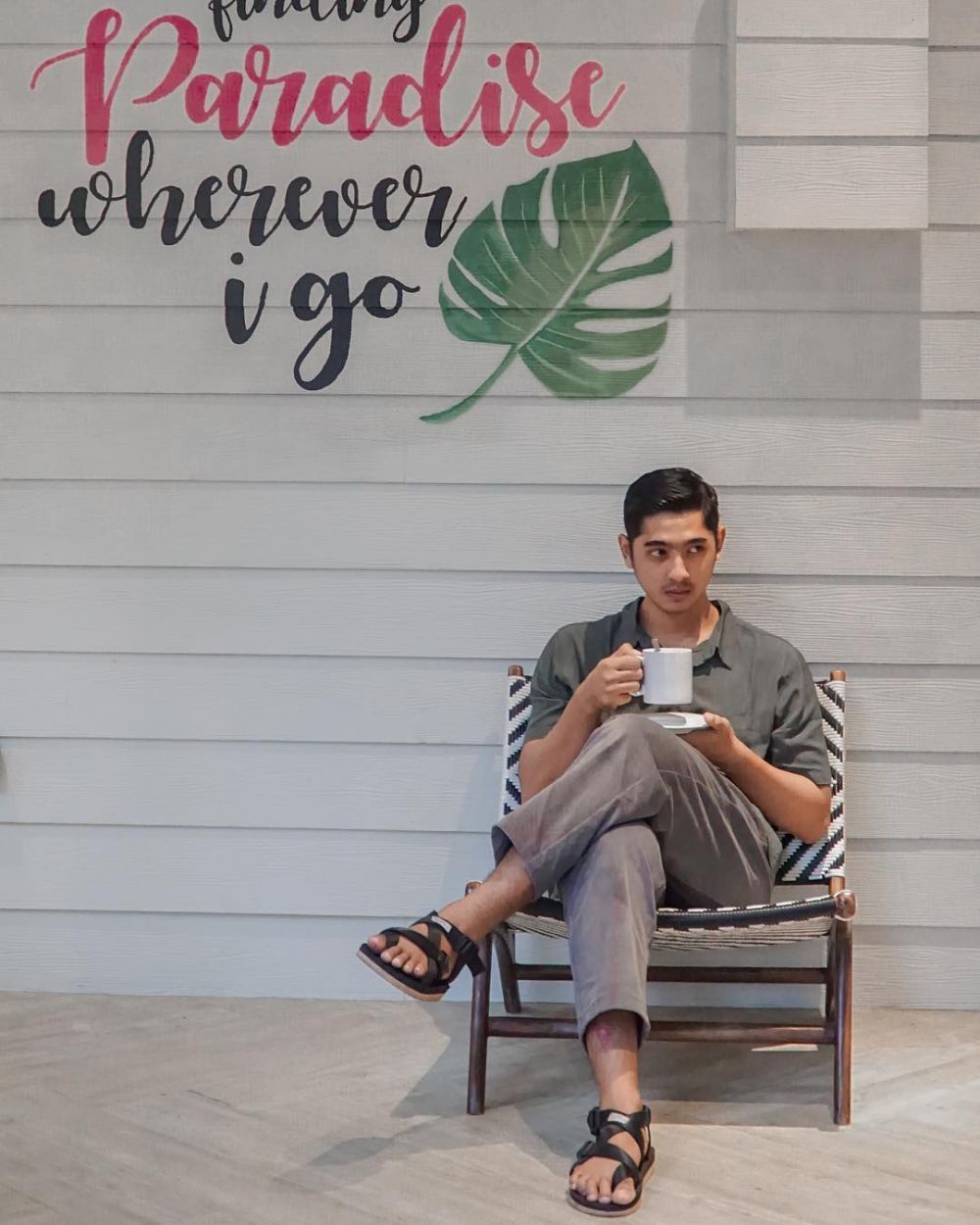 Bukti Arya Saloka Kian Tampan dan Macho Usai Jadi Ayah