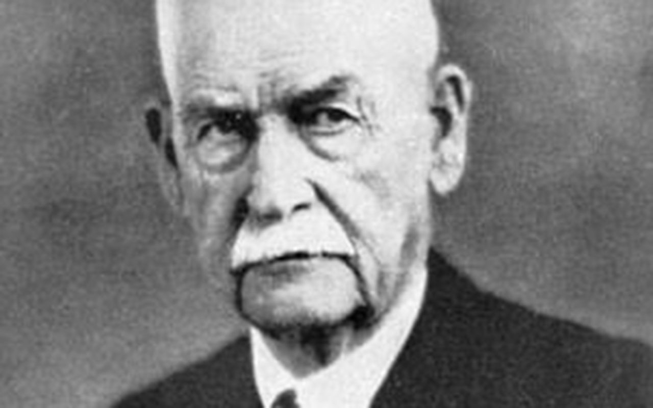 An Old Lawdog On The Hunt West Magazine. Wyatt earp, Doc holliday, Olds