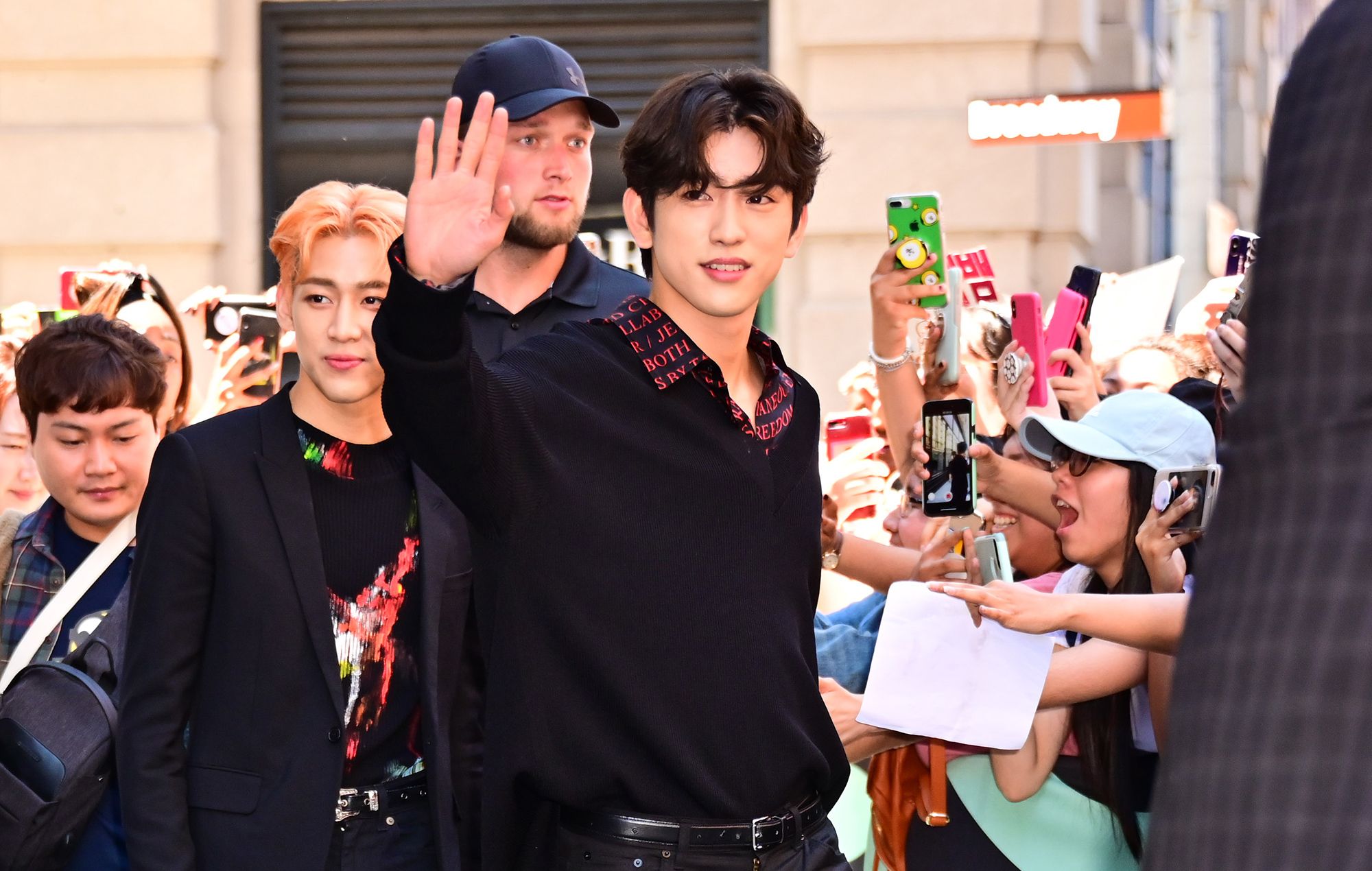 GOT7's Jinyoung to join tvN's new drama with Jisung