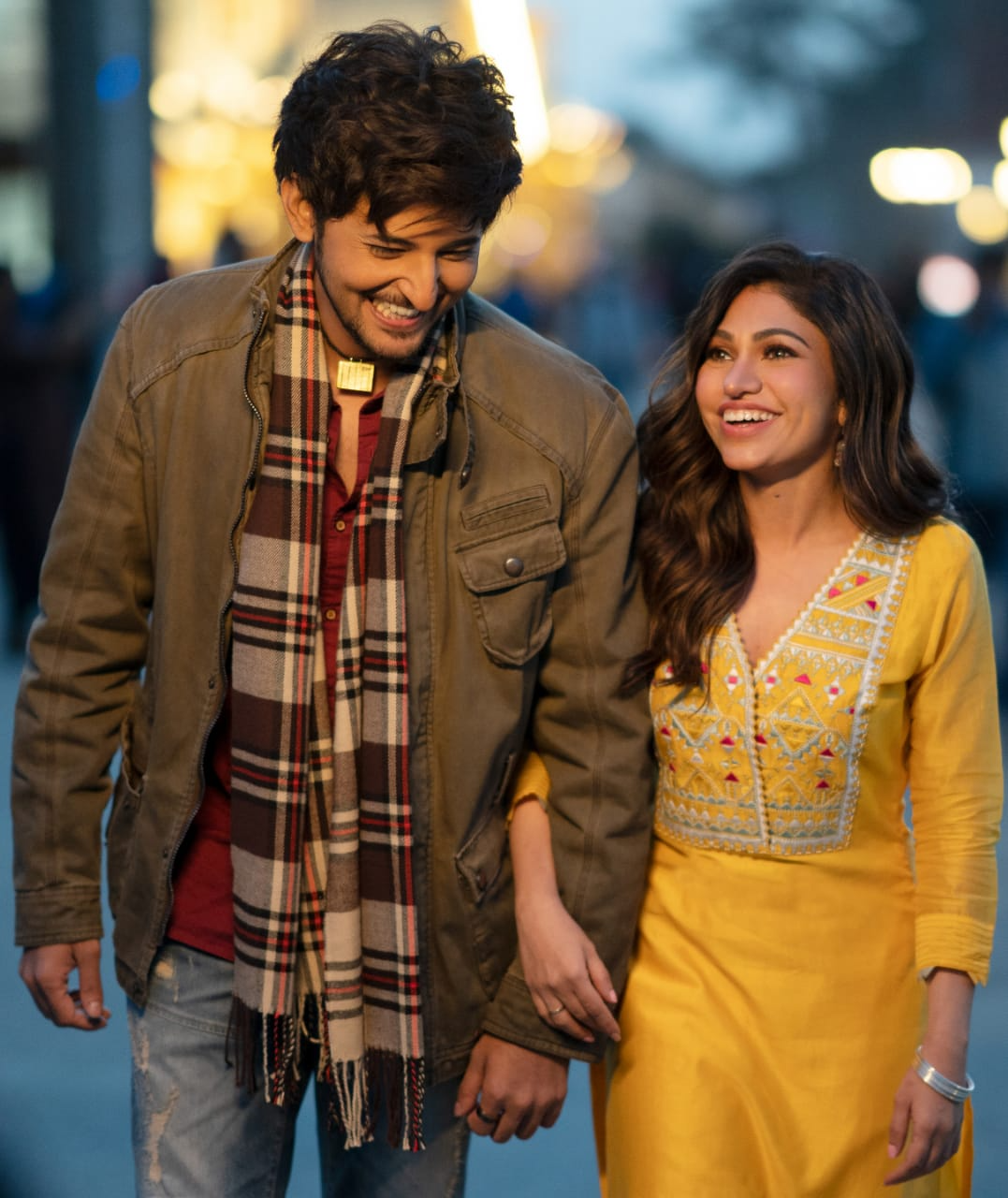 Sponsored Kumar And Darshan Raval Treat Fans To Their New Song Is Qadar