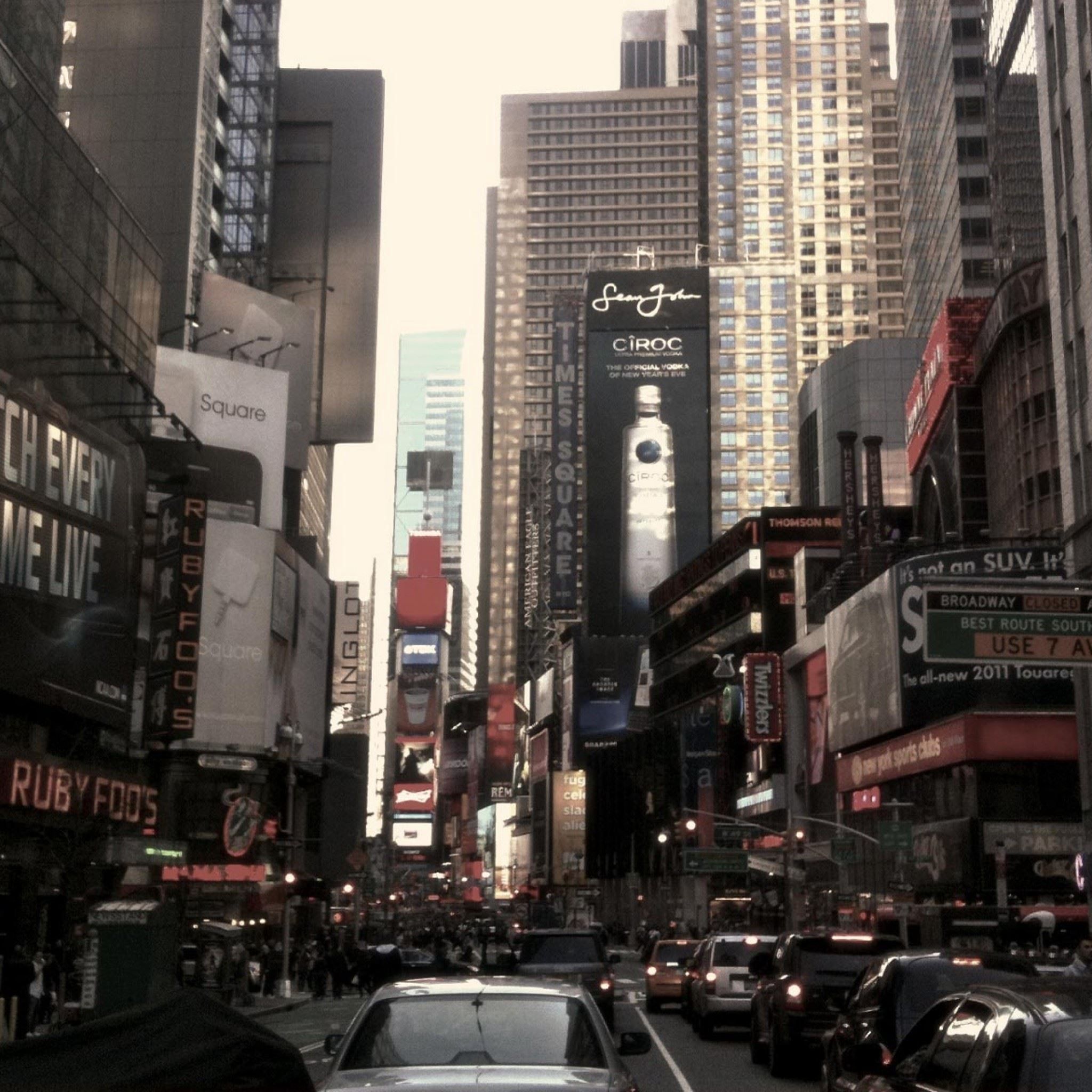 New York City Street iPad Air Wallpaper Free Download