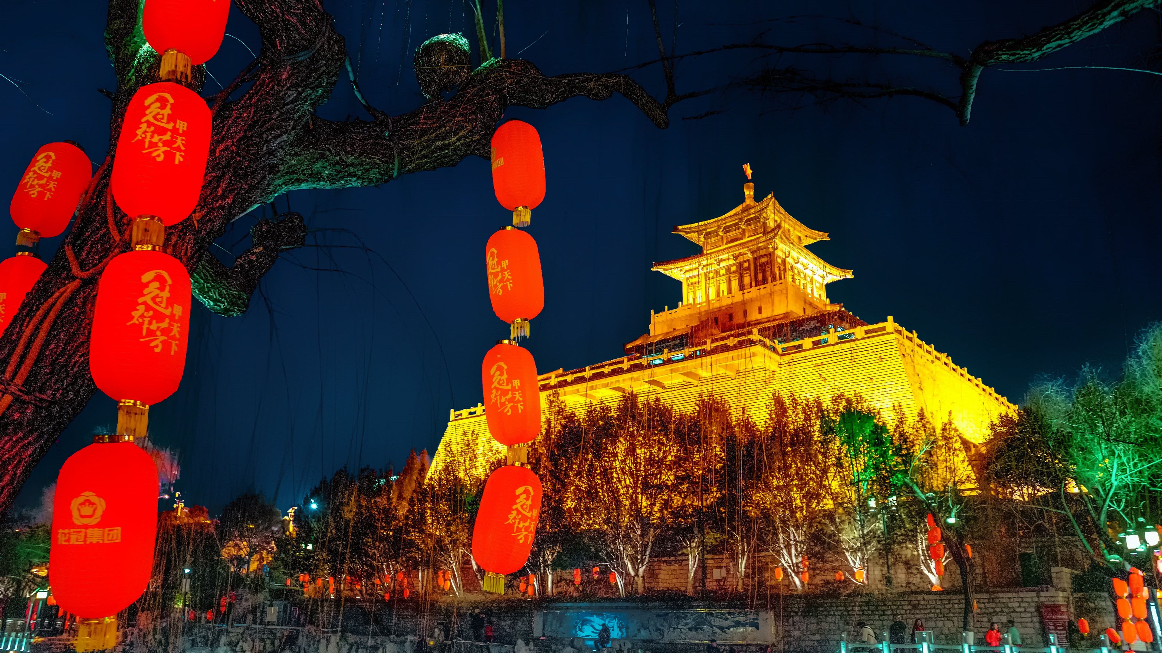 Wallpaper Ancient city building, lanterns, night, lights, China 3840x2160 UHD 4K Picture, Image