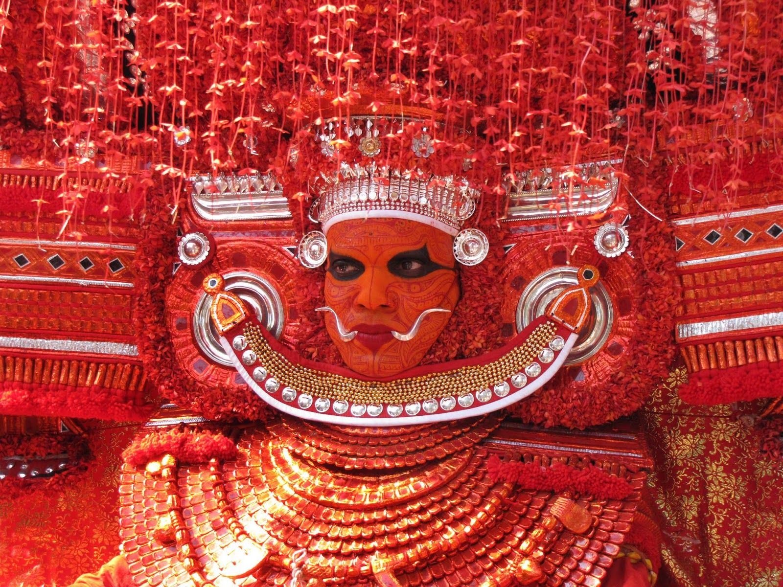 Muchilot Bhagavathi theyyam | Mithun Viswam | Flickr