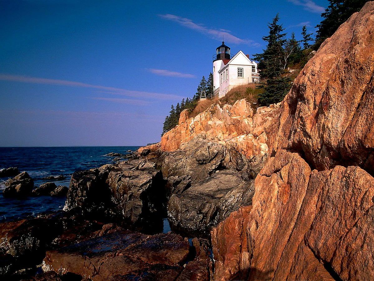 Rocky Cliff Lighthouse Wallpapers - Wallpaper Cave