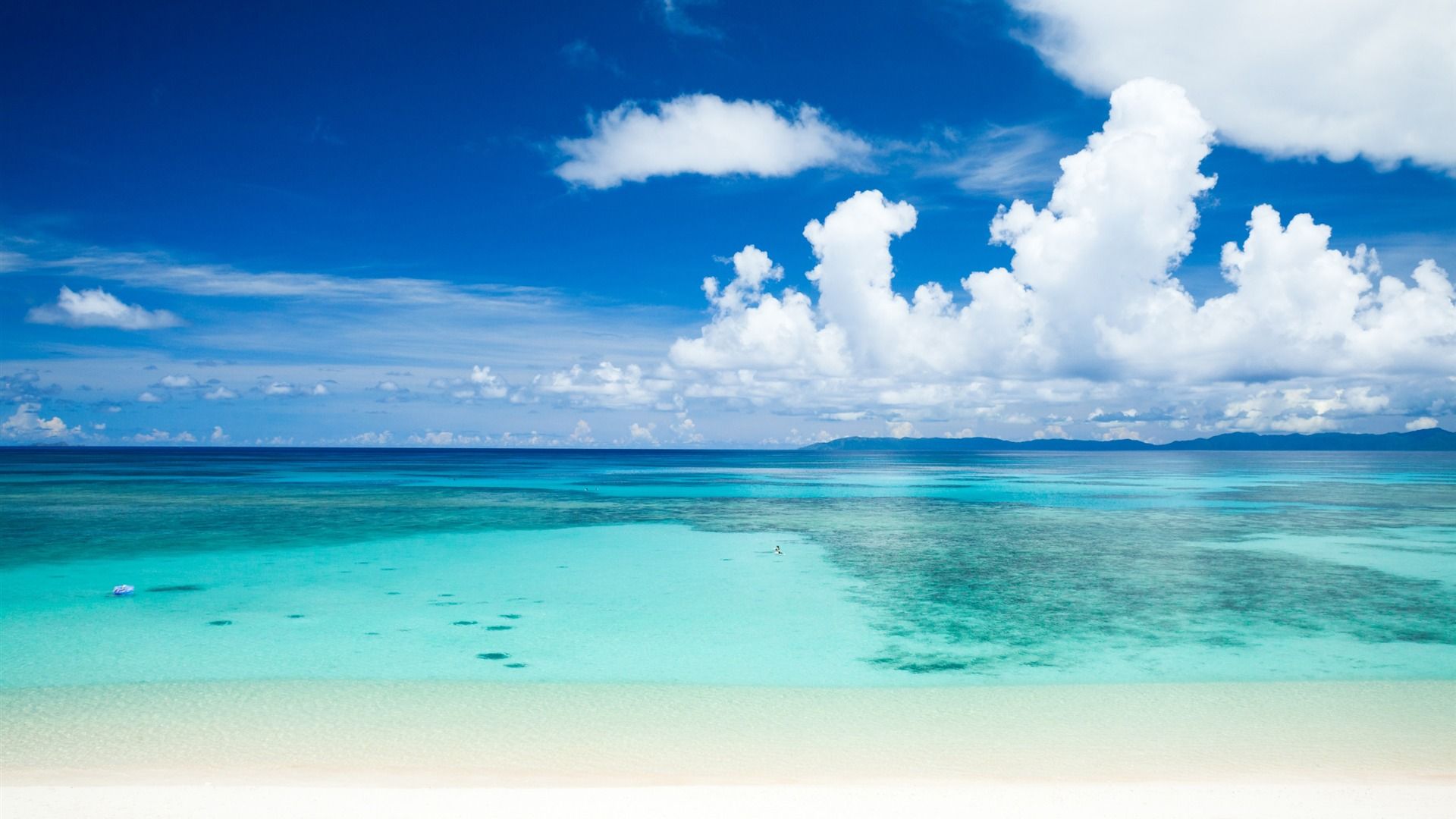 Summer Tropical Beach Ocean Scenery HD Wallpaper