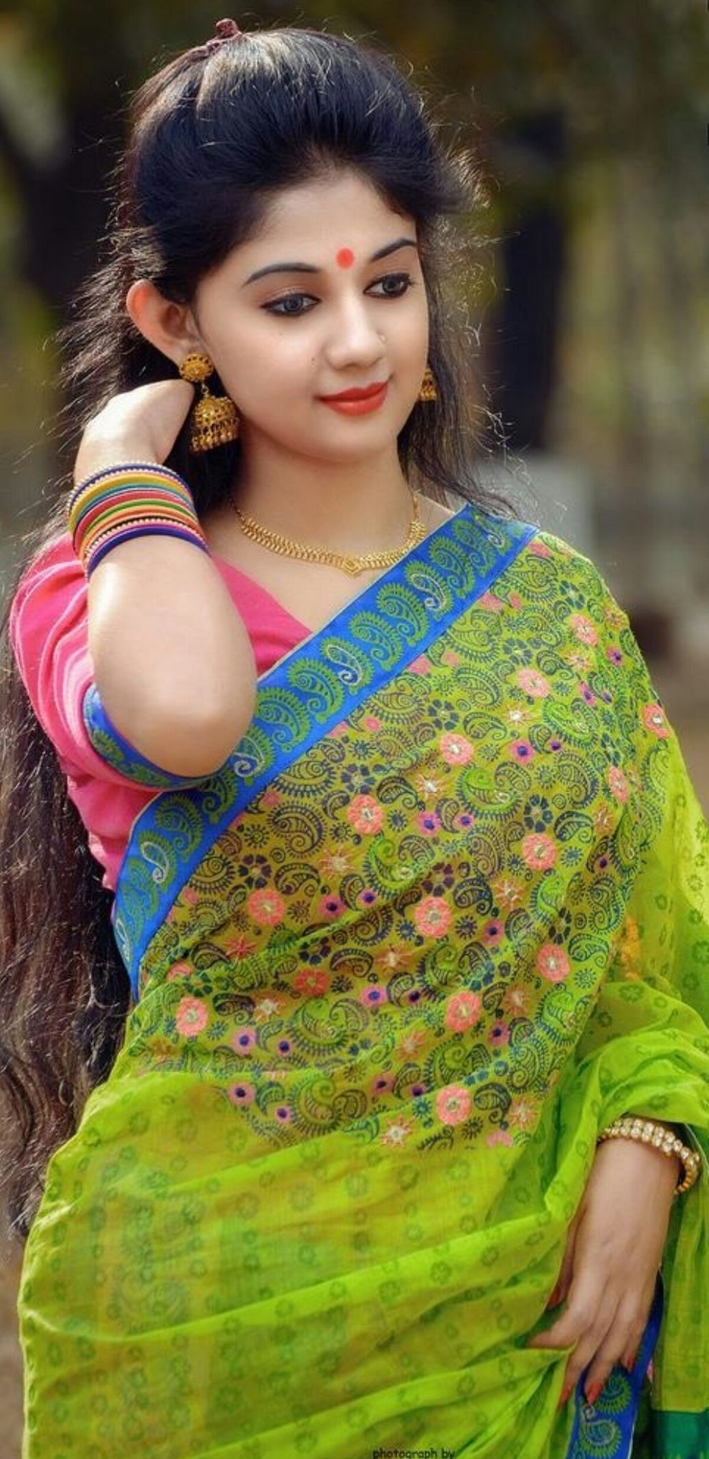 indian beauty in saree wallpaper