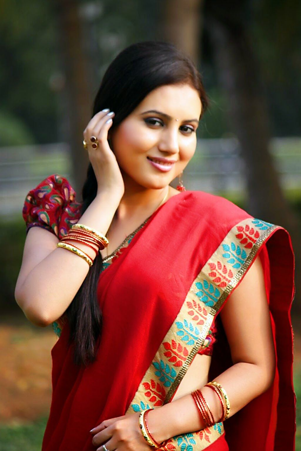 Indian Sari Beautiful Woman