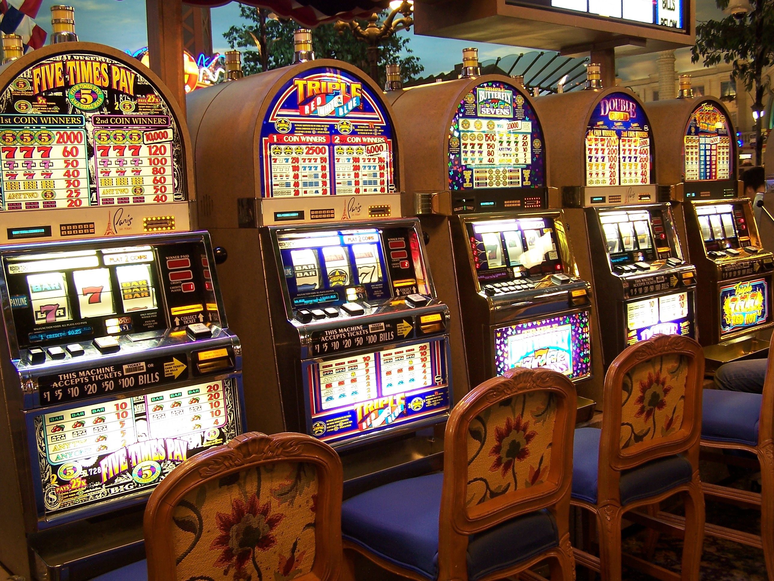 casino slot machine free image