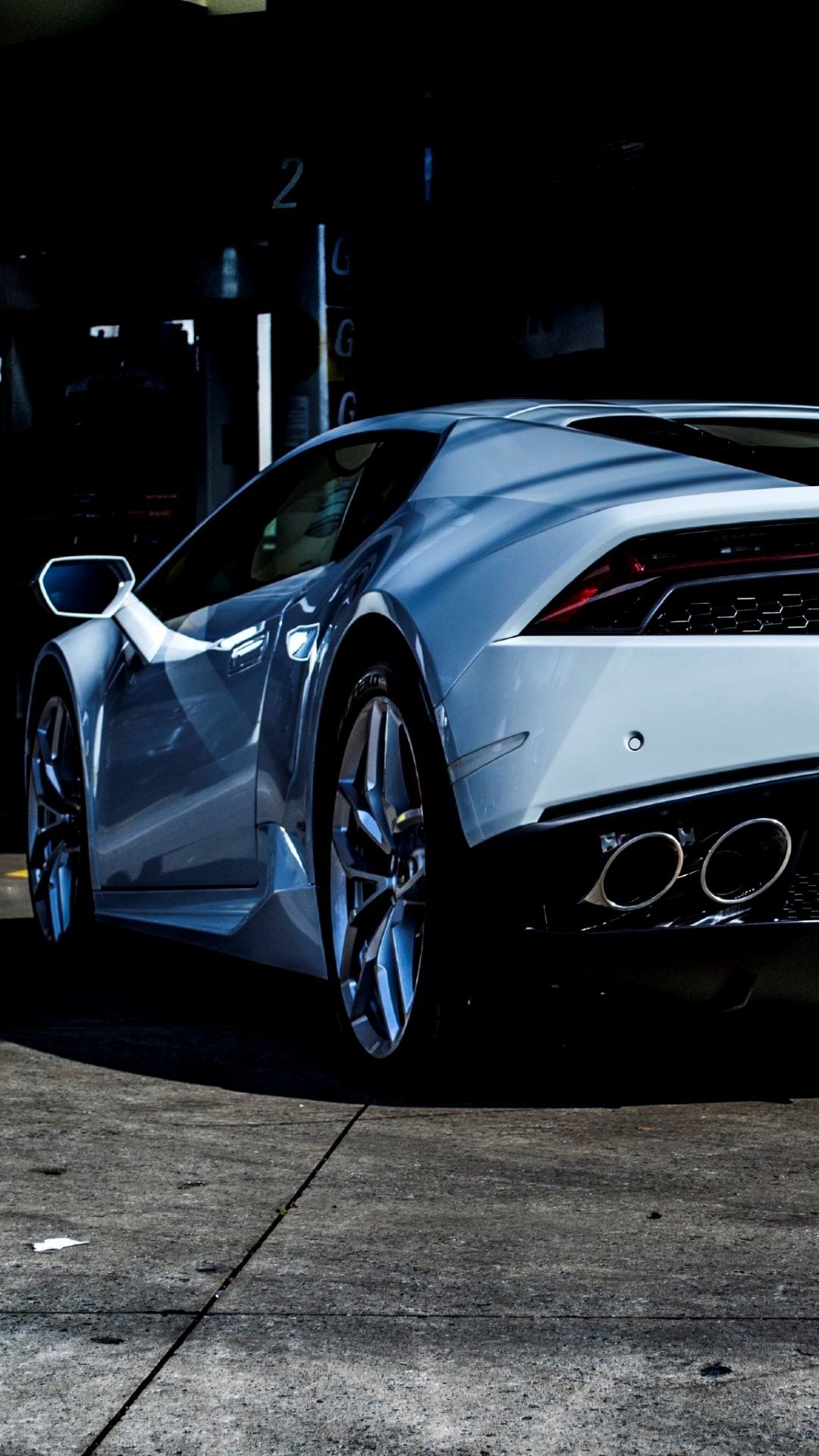 Lamborghini Wallpaper 4K iPhone Trick. Lamborghini wallpaper iphone, Car wallpaper, Lamborghini logo