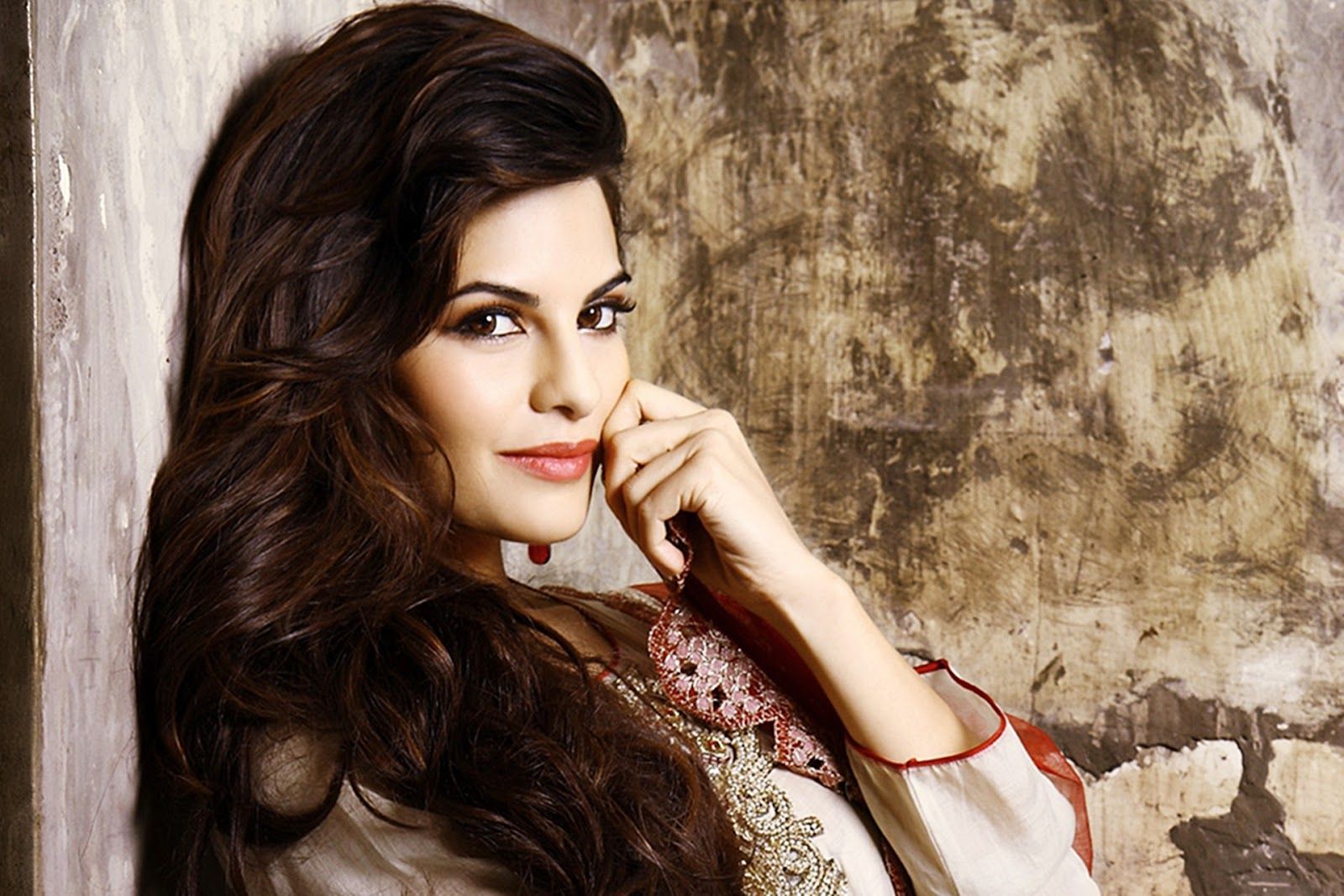 Jacqueline Fernandez on 'Housefull 3', Salman Khan and her bond with Sonam Kapoor