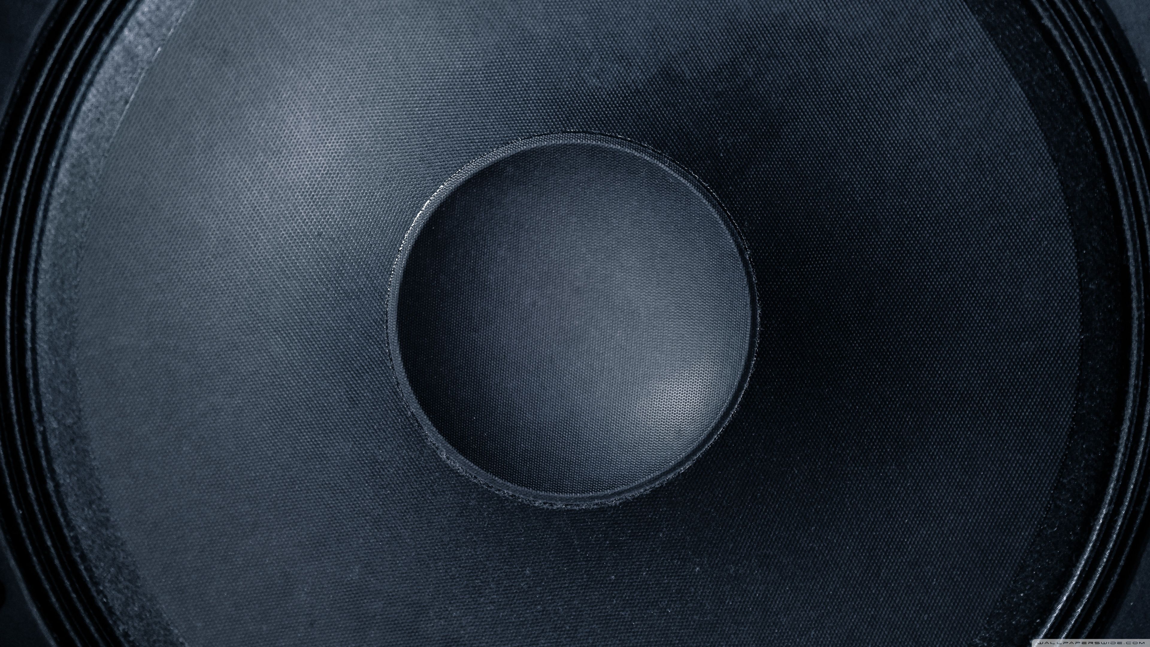 Black Speaker Background Ultra HD Desktop Background Wallpaper for 4K UHD TV, Widescreen & UltraWide Desktop & Laptop, Multi Display, Dual Monitor, Tablet