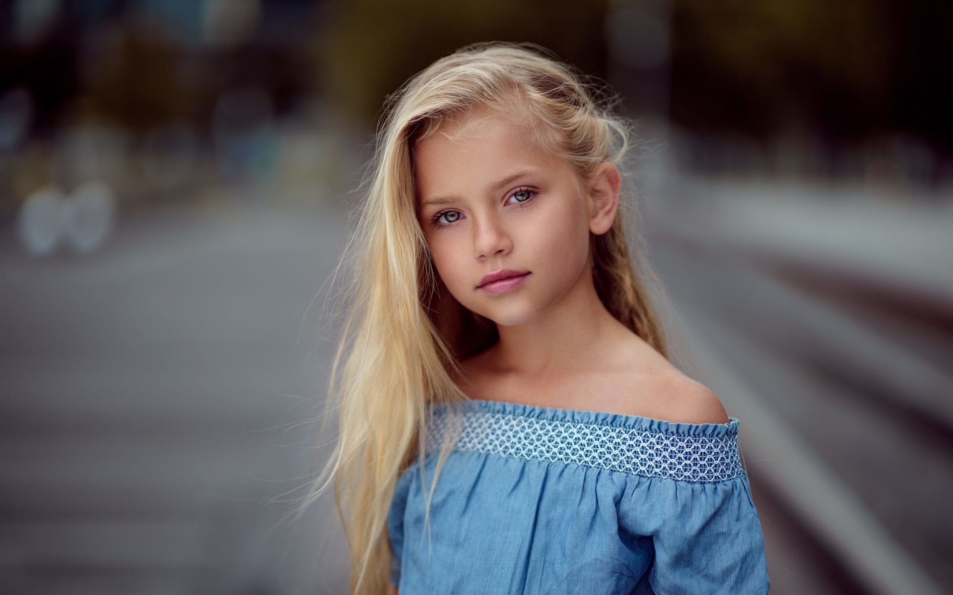 Wallpaper Cute child girl, blonde, blue skirt 1920x1200 HD Picture, Image
