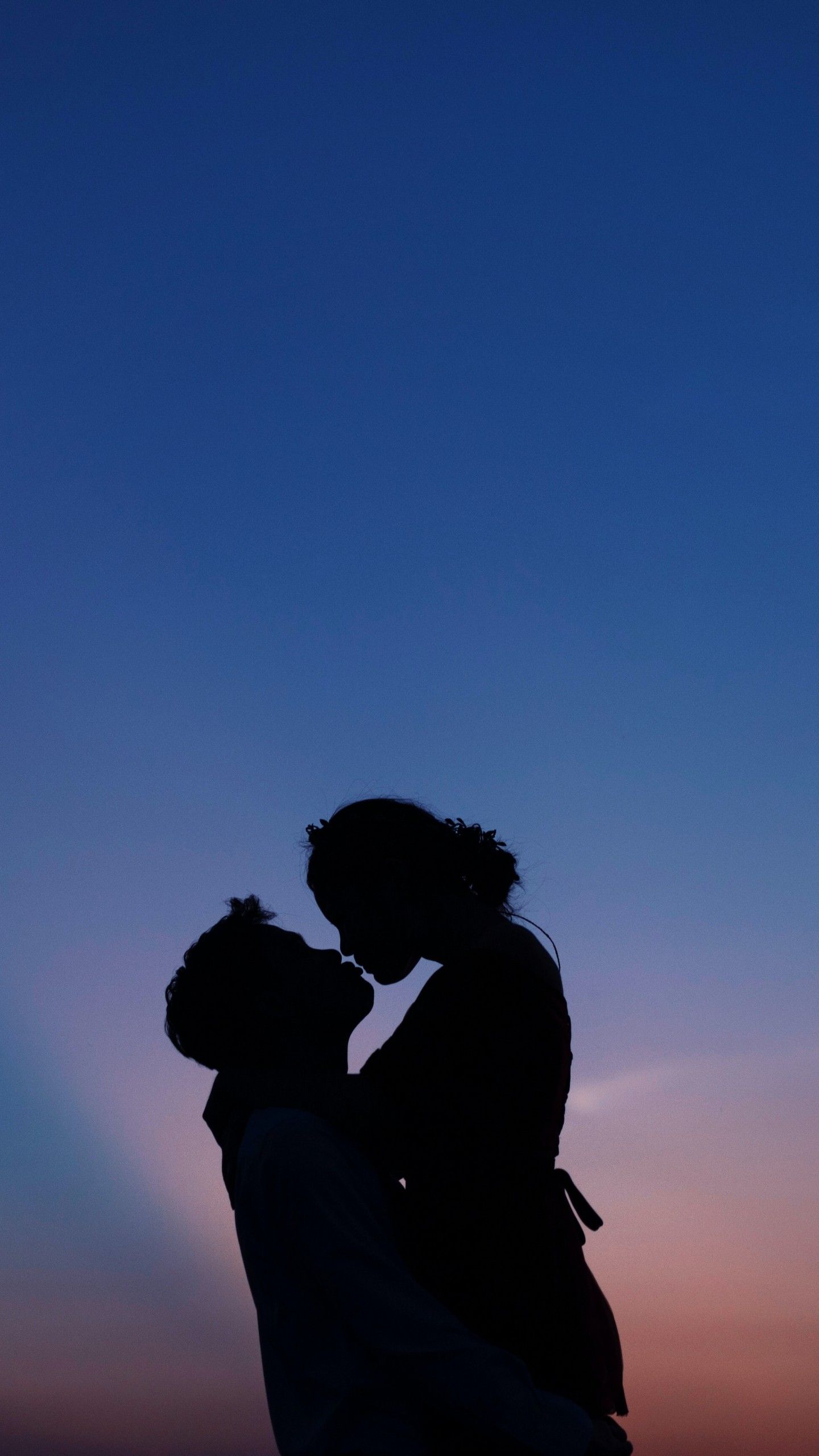 Couple Wallpaper 4K, First kiss, Silhouette