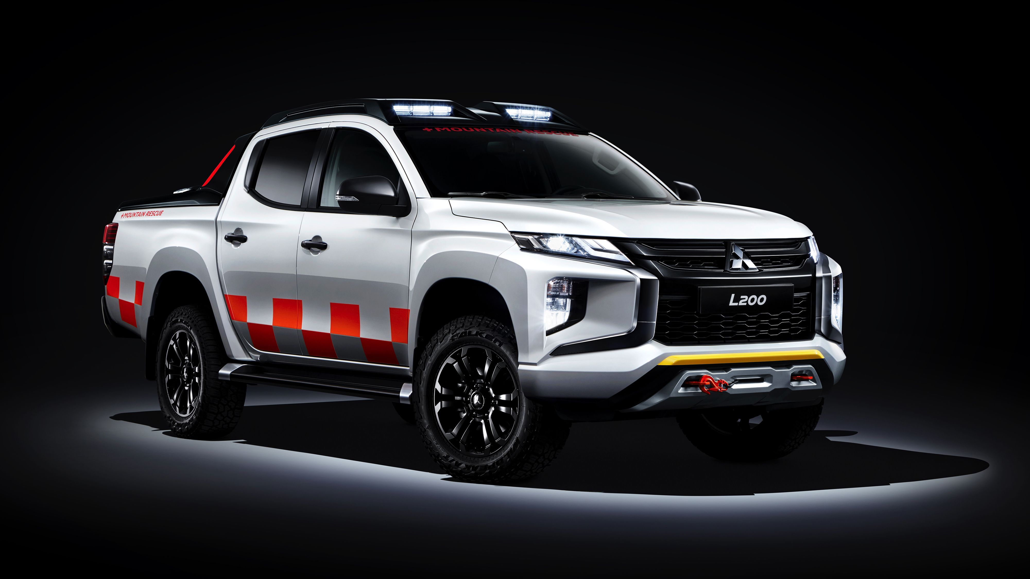 Mitsubishi Triton Wallpaper