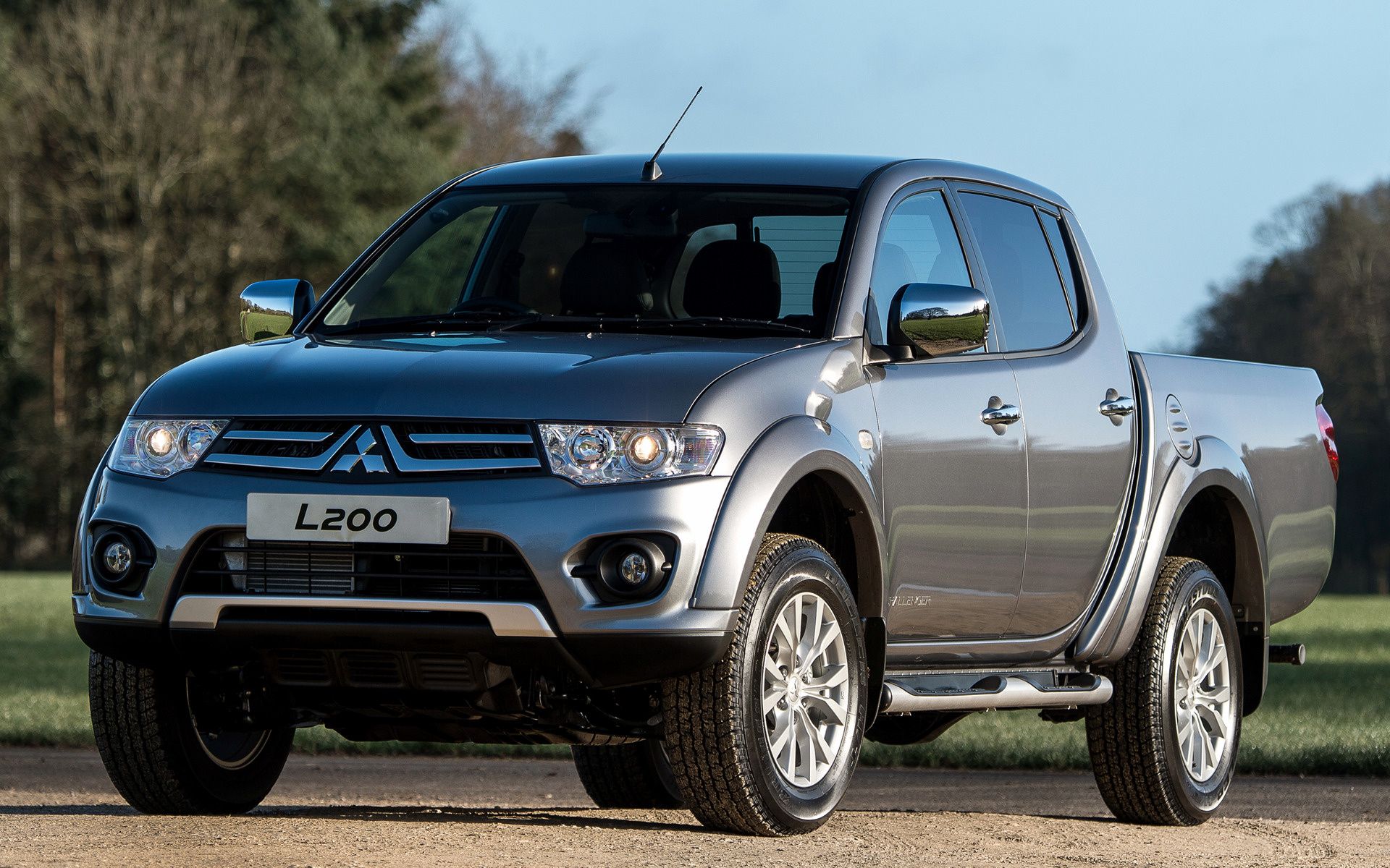 Mitsubishi L200 Challenger and HD Image