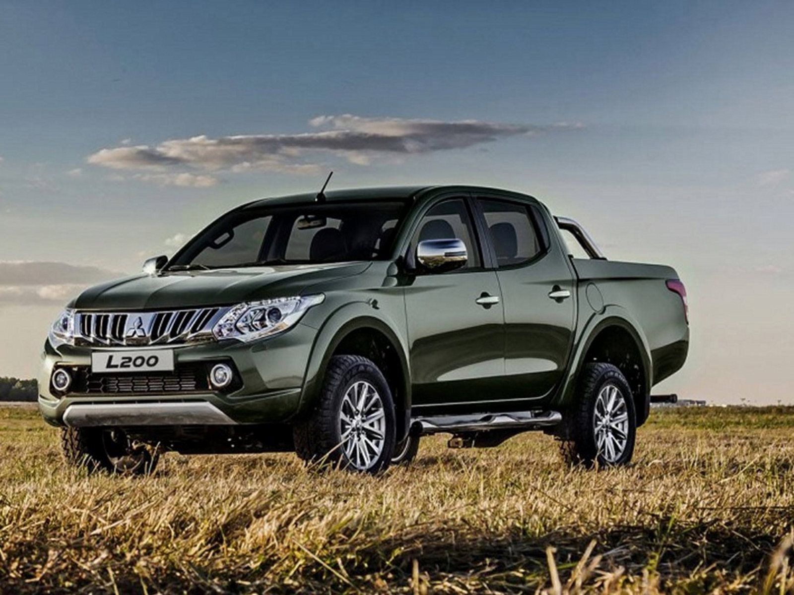 Mitsubishi Triton Wallpaper