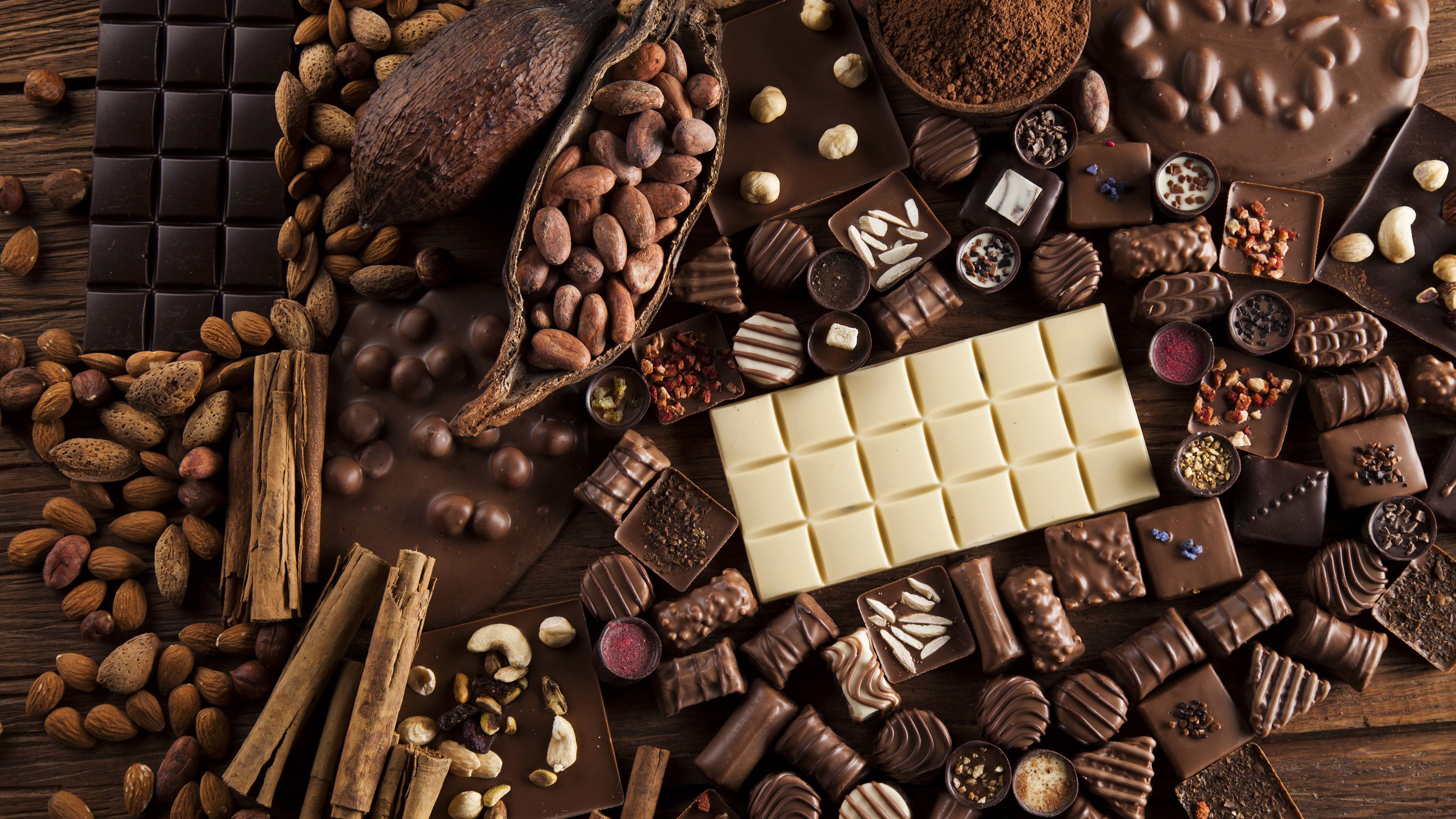 Chocolate And Cocoa Beans UHD 4K Wallpaper