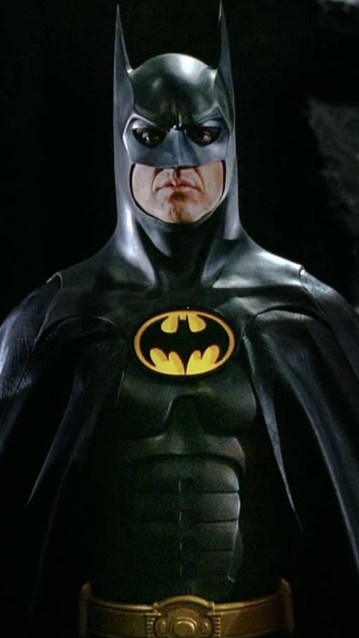 photorealistic image, hi res, 8k of michael keaton as batman, st 