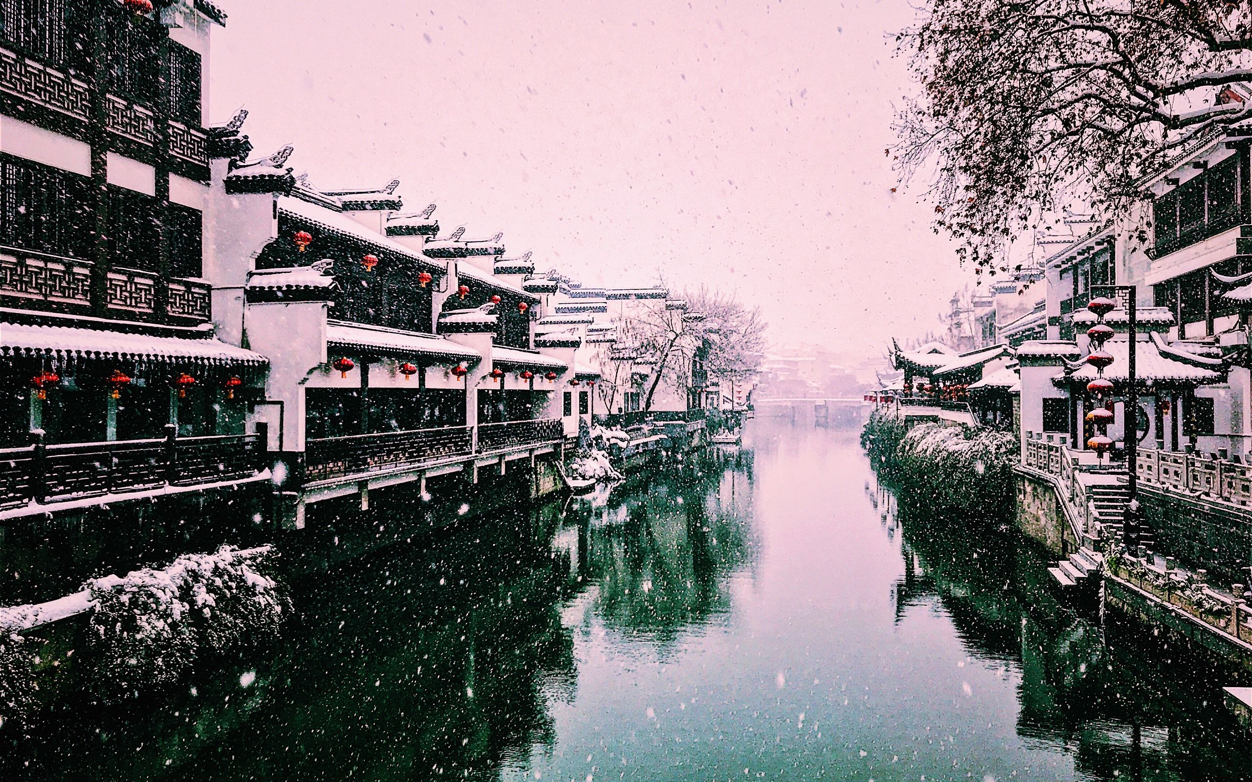 Wallpaper Beautiful winter, snowy, river, houses, lantern, Nanjing, China 3840x2160 UHD 4K Picture, Image