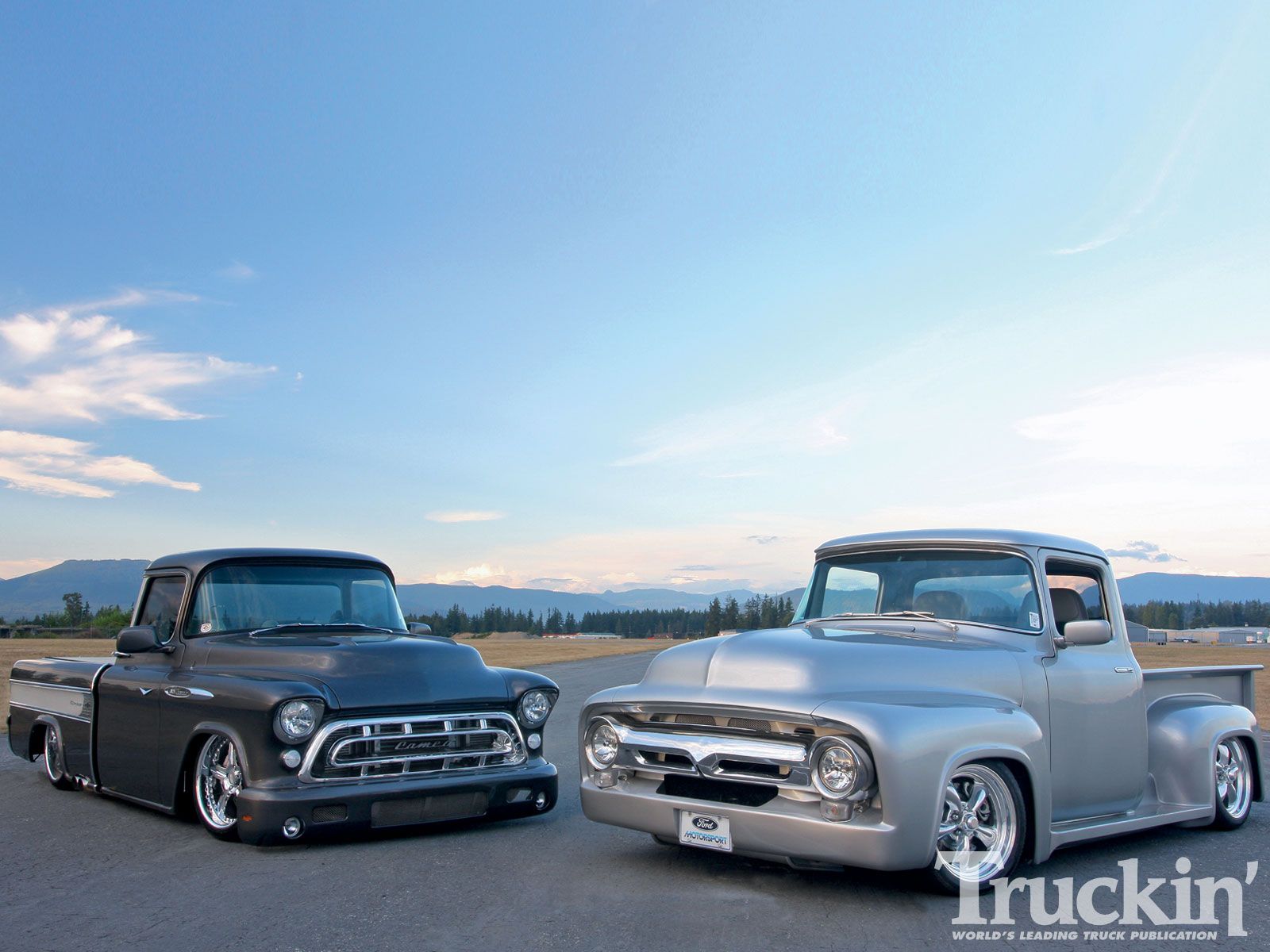 Ford F100 & 1957 Chevy Cameo Down Photo & Image Gallery
