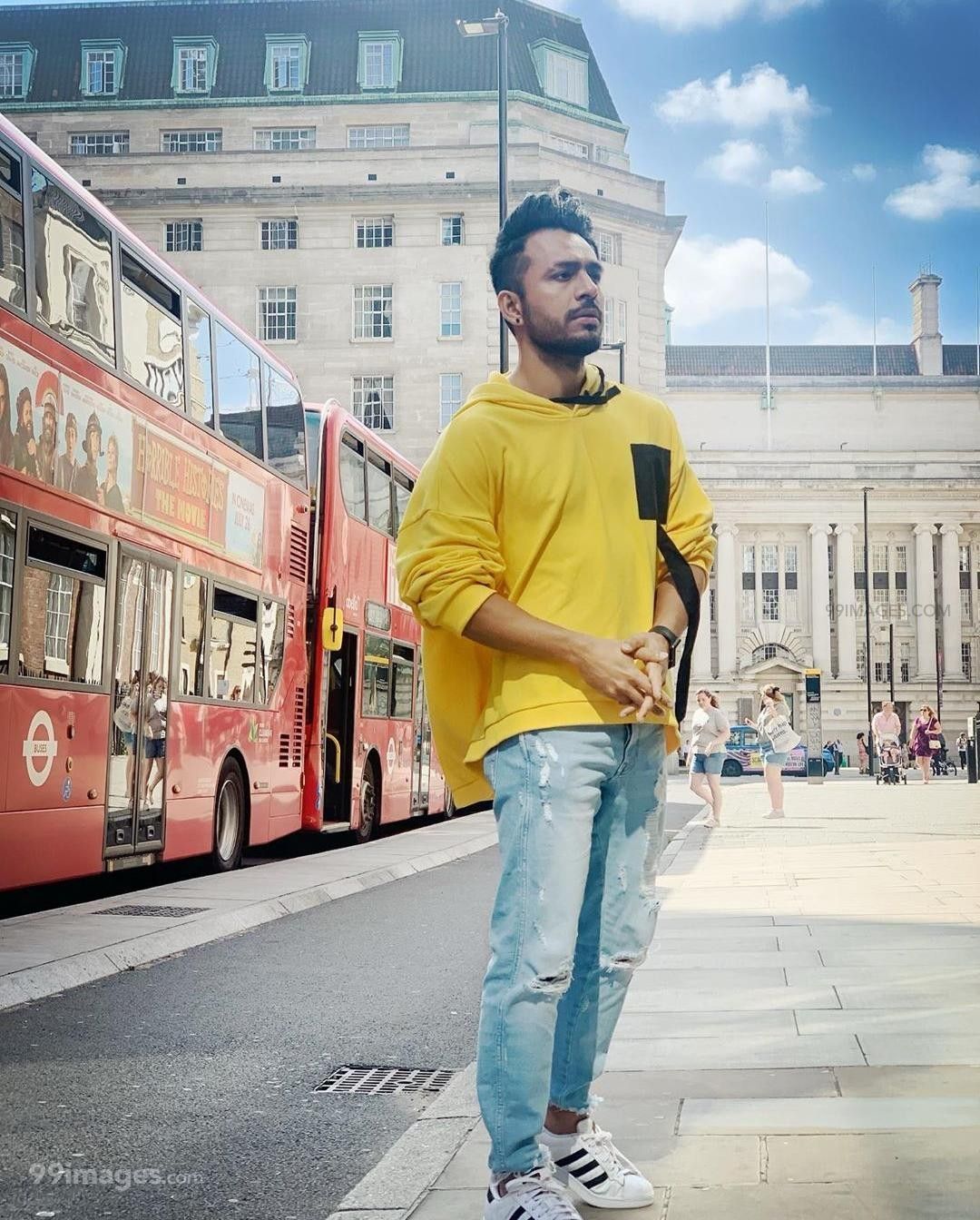 Tony Kakkar HD Wallpaper (Desktop Background / Android / iPhone) (1080p, 4k) (1080x1344)