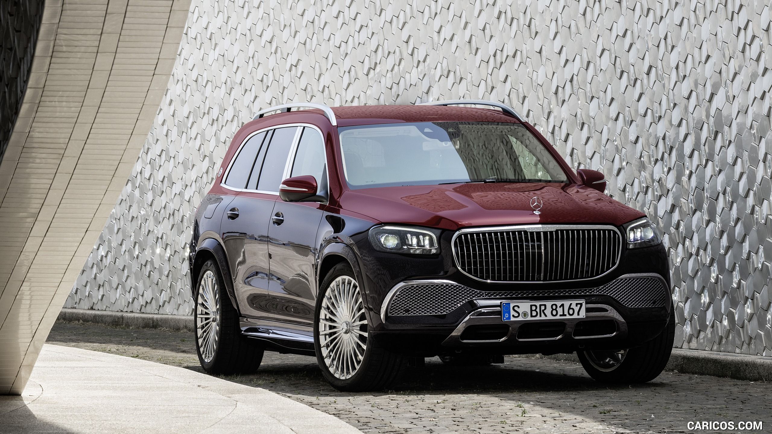 Mercedes Maybach GLS 600 (Color: Rubellite Red / Obsidian Black). HD Wallpaper