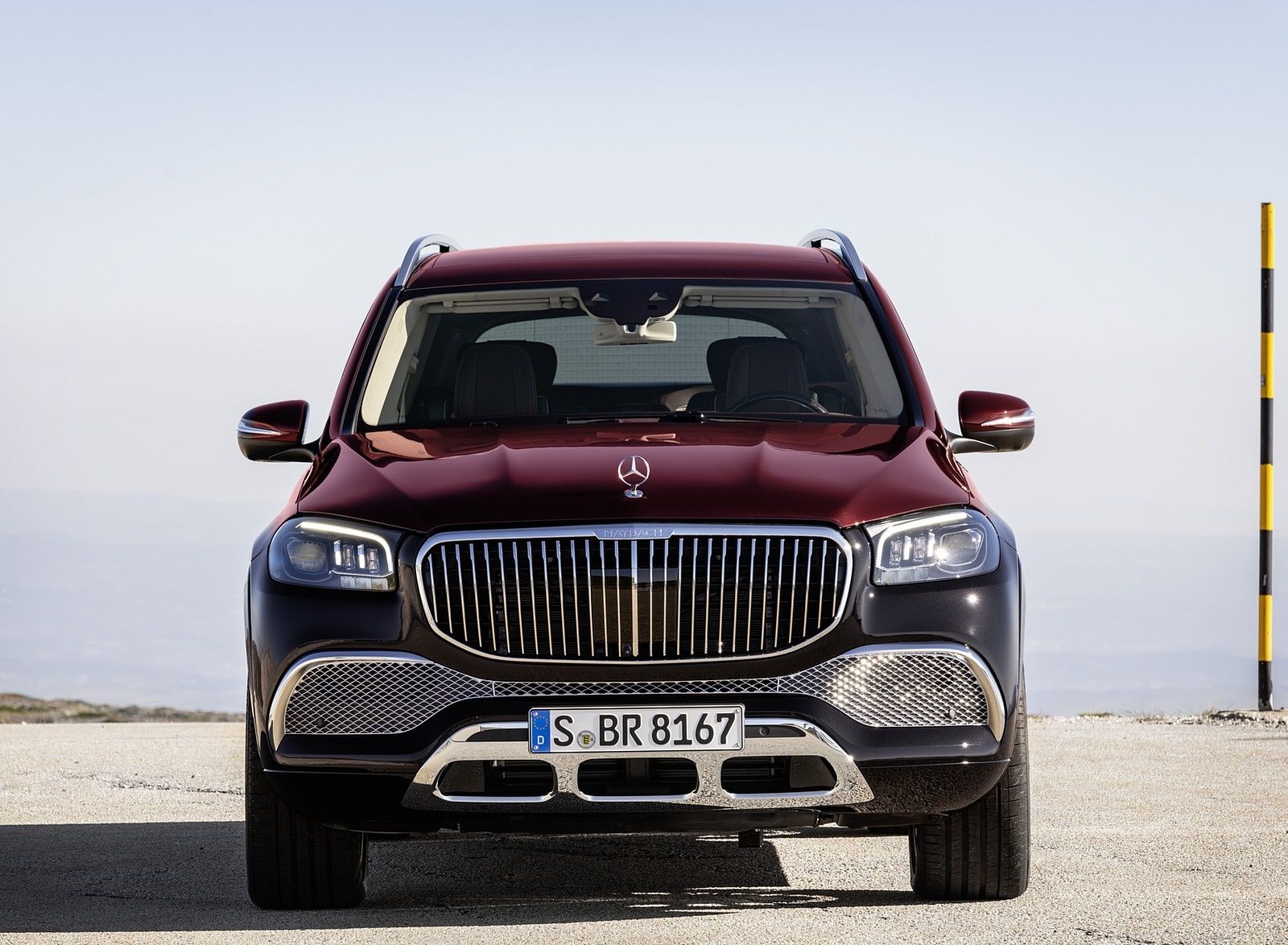 Mercedes Maybach GLS 600 (Color: Rubellite Red Or Obsidian Black) Front Wallpaper (95)