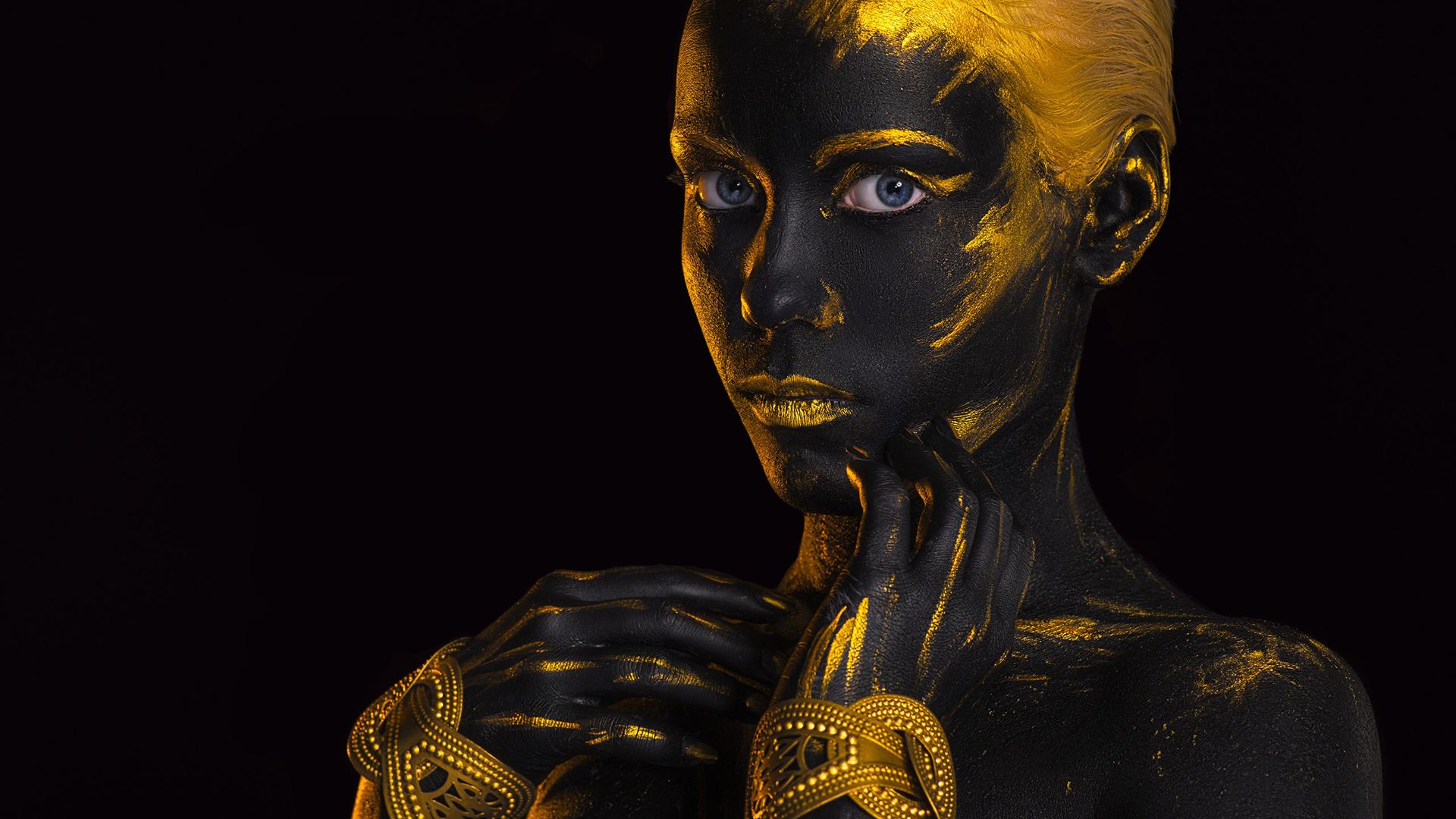 Wallpaper, digital art, gold, women, dark, portrait, hands, colorful, blue eyes 1920x1080