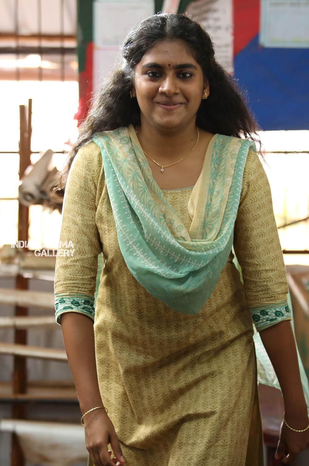Nimisha Sajayan Wallpapers - Wallpaper Cave